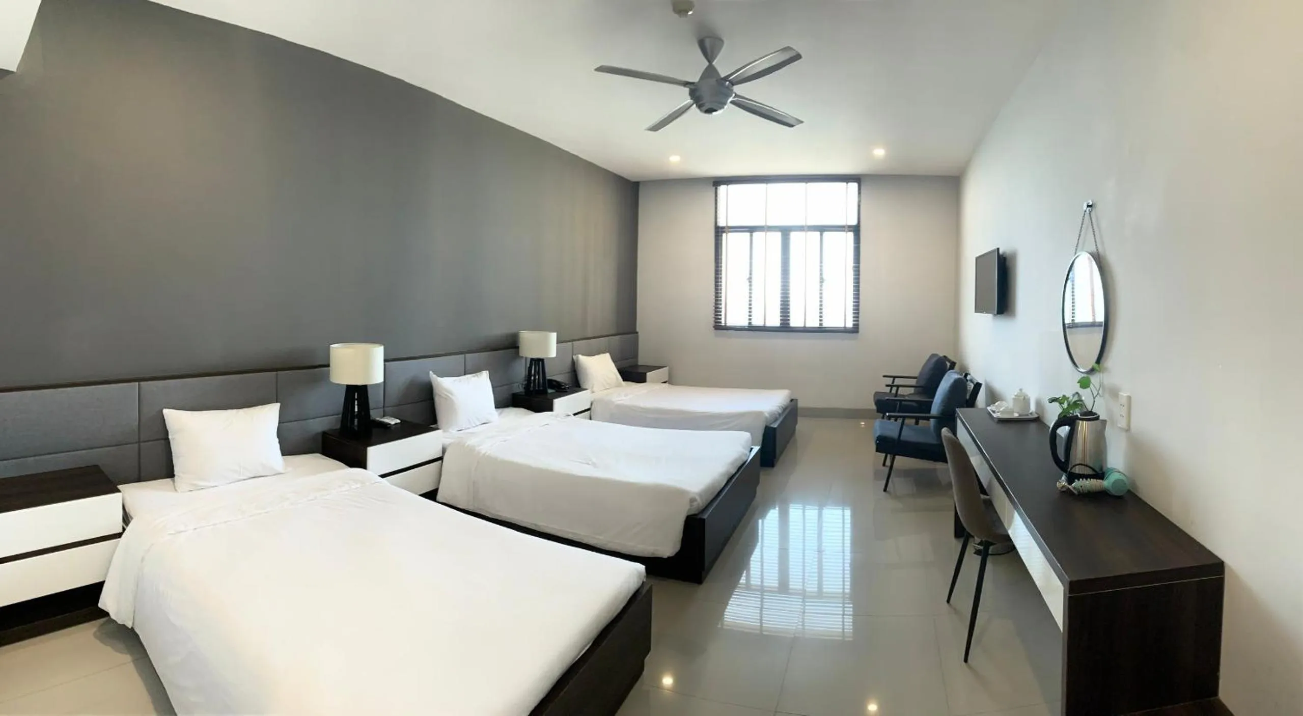 Photo of the whole room, Bed in My Khe 2 Da Nang Seafront Hotel