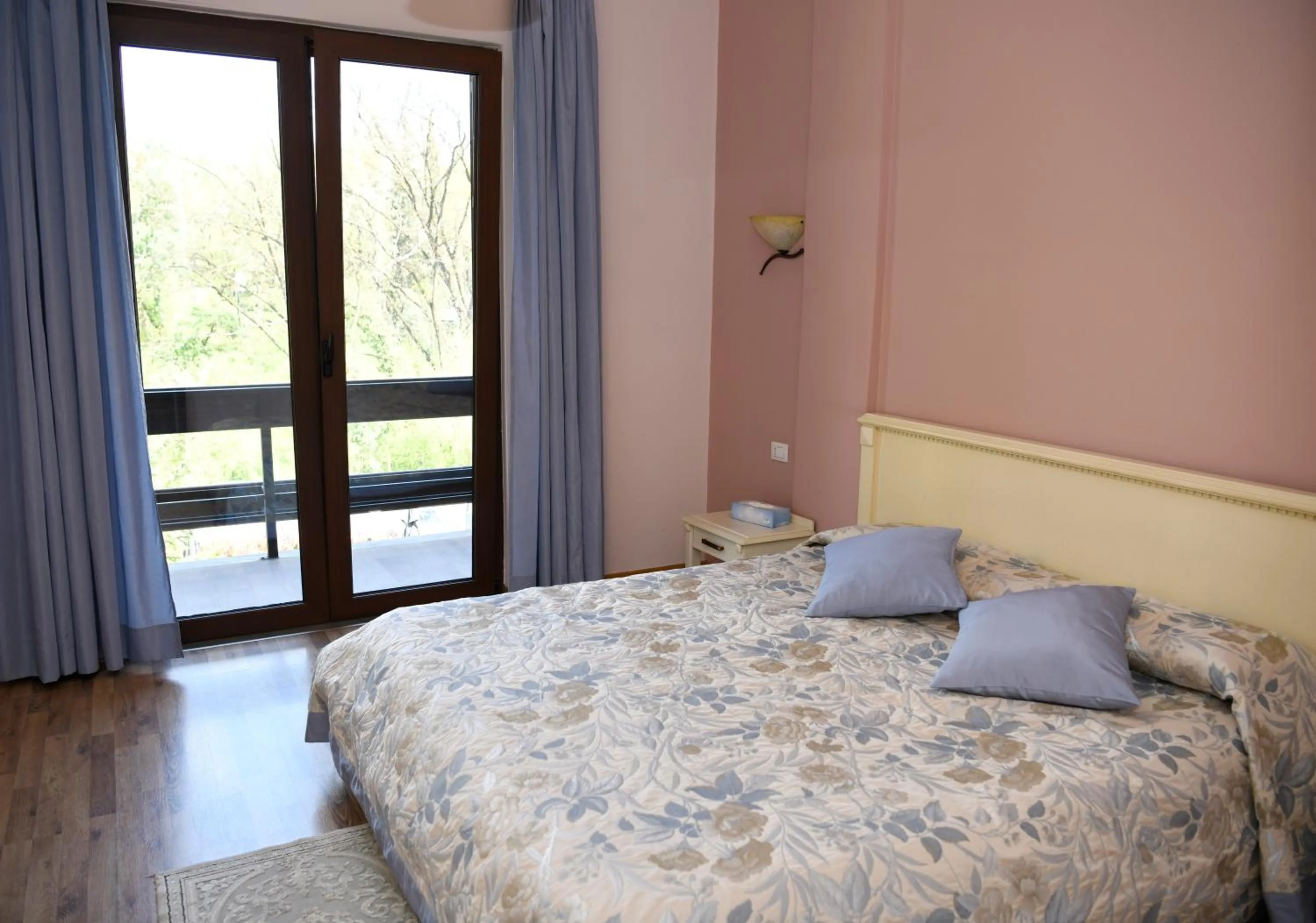 Bed in Hotel Restaurant Dreri