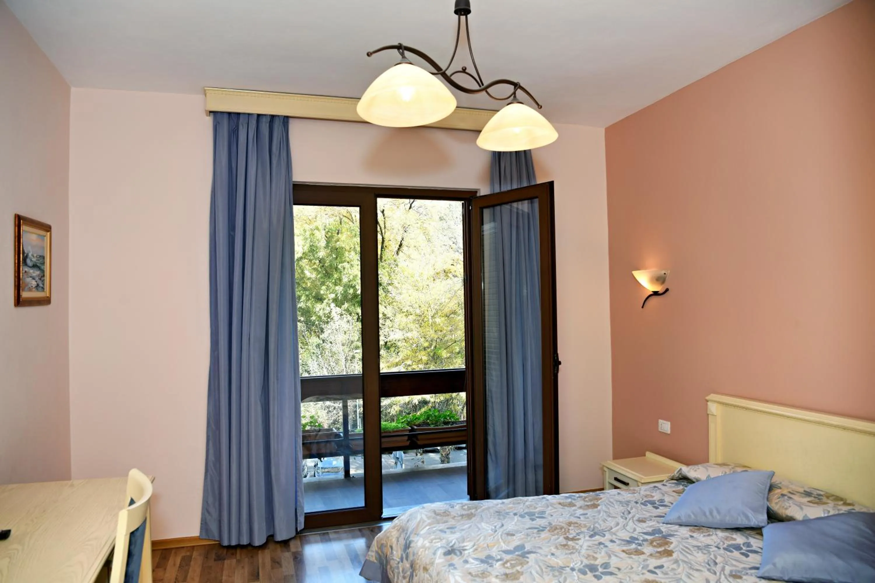 Bed in Hotel Restaurant Dreri