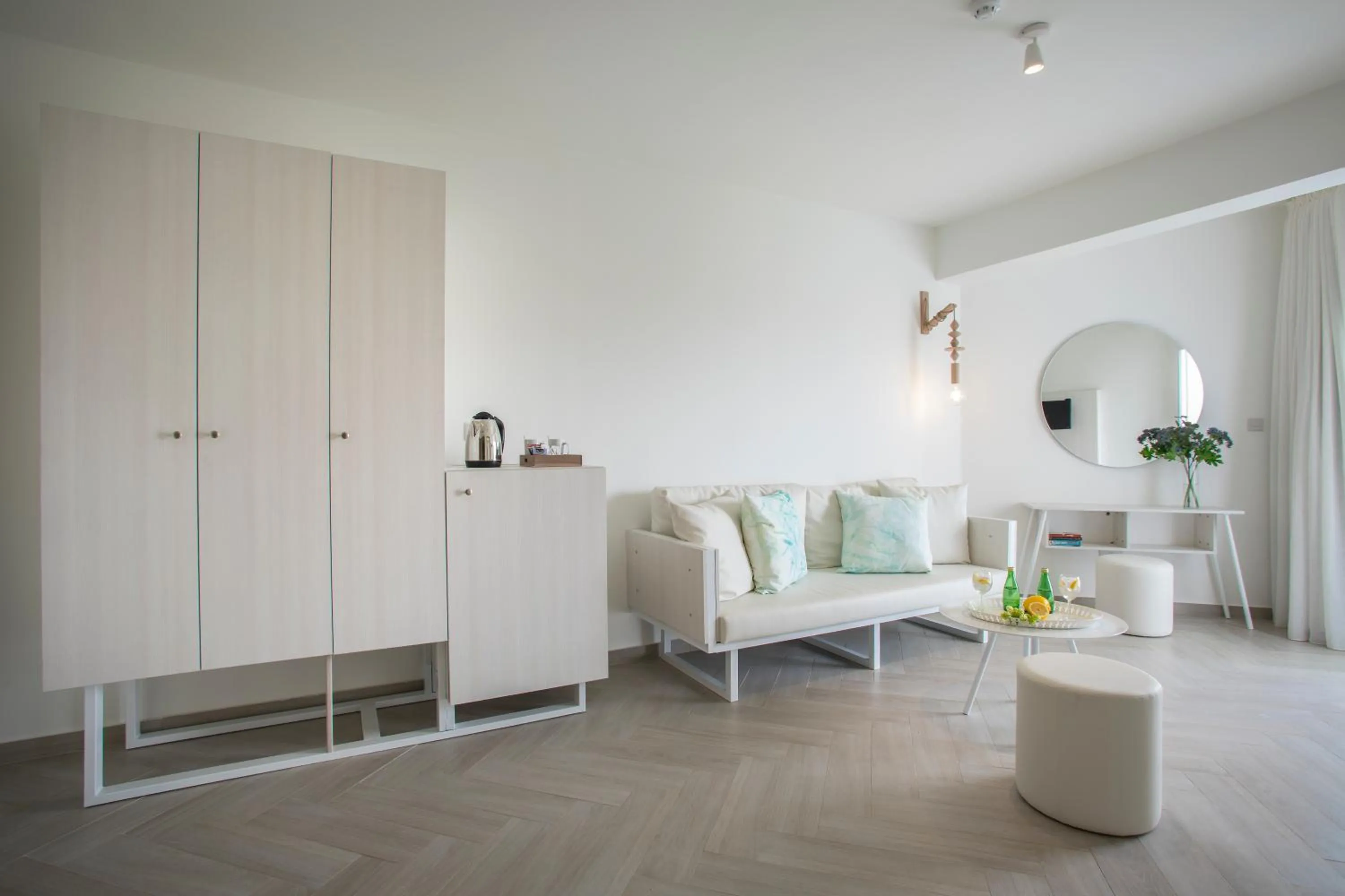 Living room in Infinity Blu - Designed for Adults by Louis Hotels