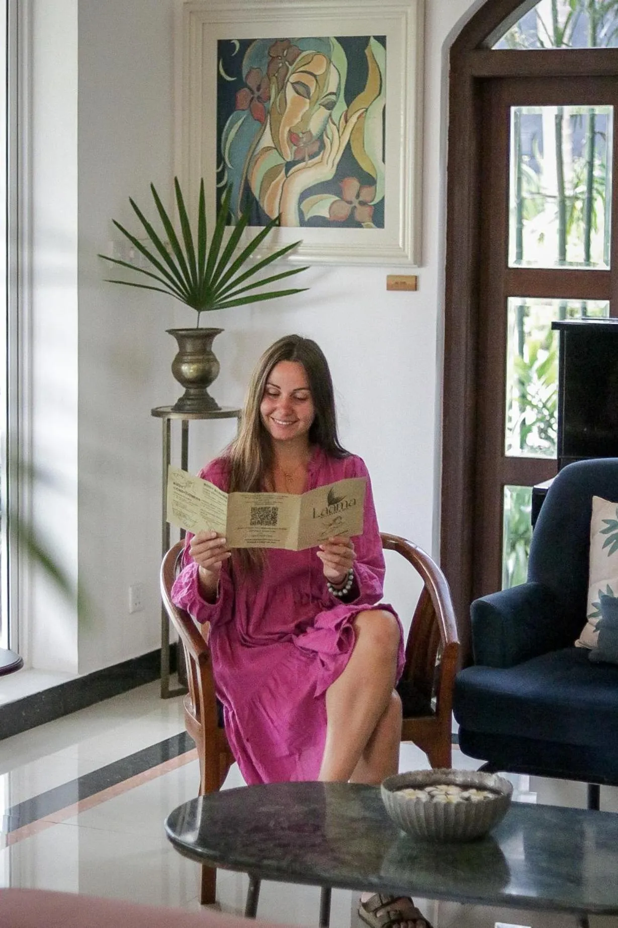 Living room in Fox Kandy by Fox Resorts - Luxury in the Mist