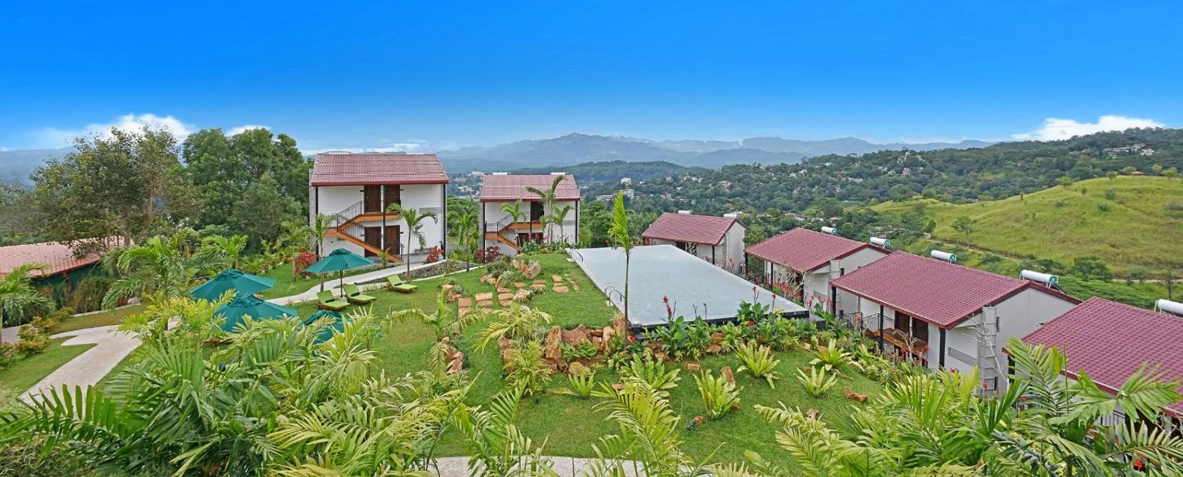 Bird's eye view in Fox Kandy by Fox Resorts - Luxury in the Mist