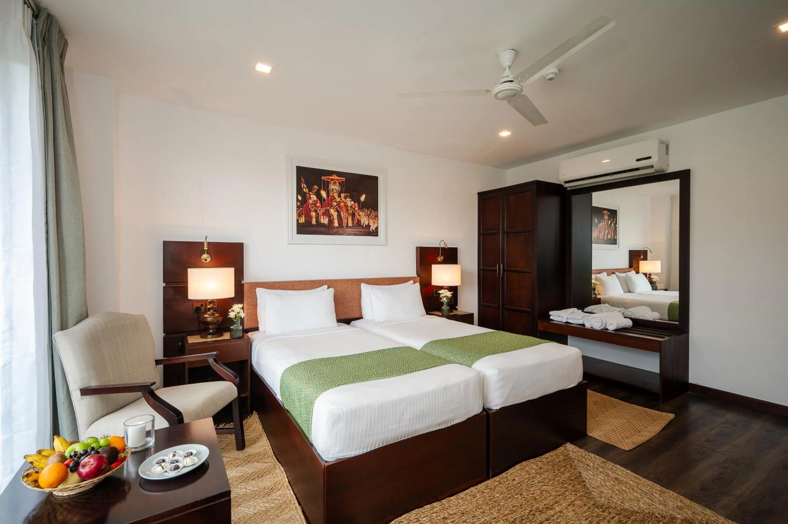 Bed in Fox Kandy by Fox Resorts - Luxury in the Mist