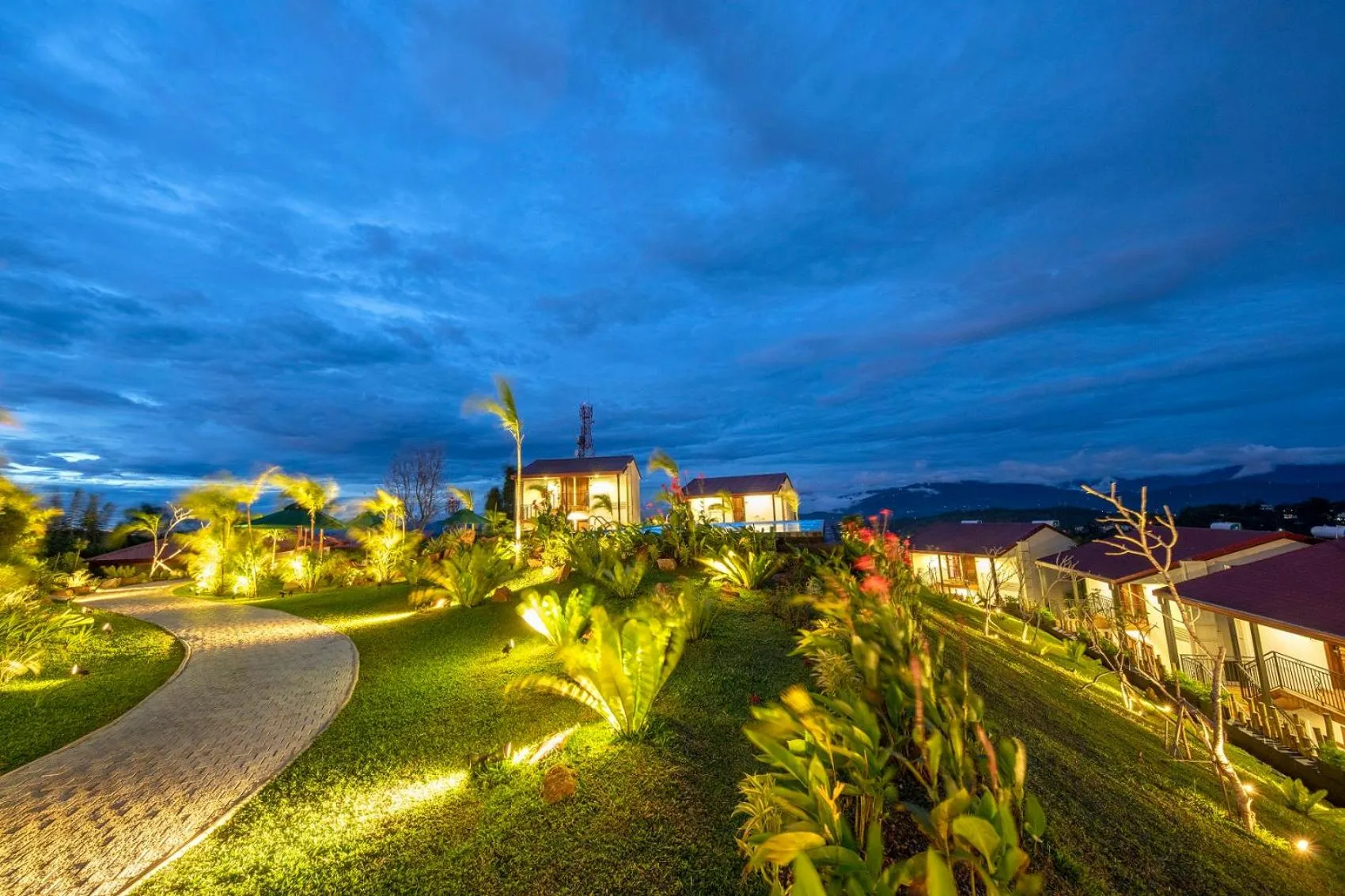 Bird's eye view in Fox Kandy by Fox Resorts - Luxury in the Mist