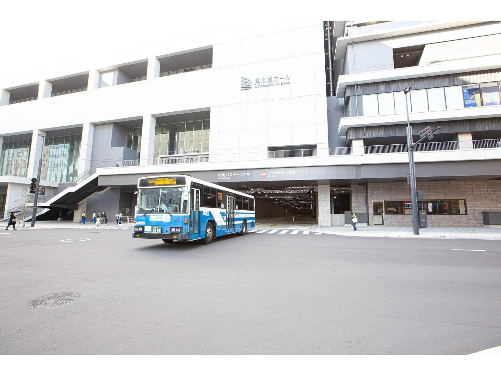 Nearby landmark in Place Hotel Ascot