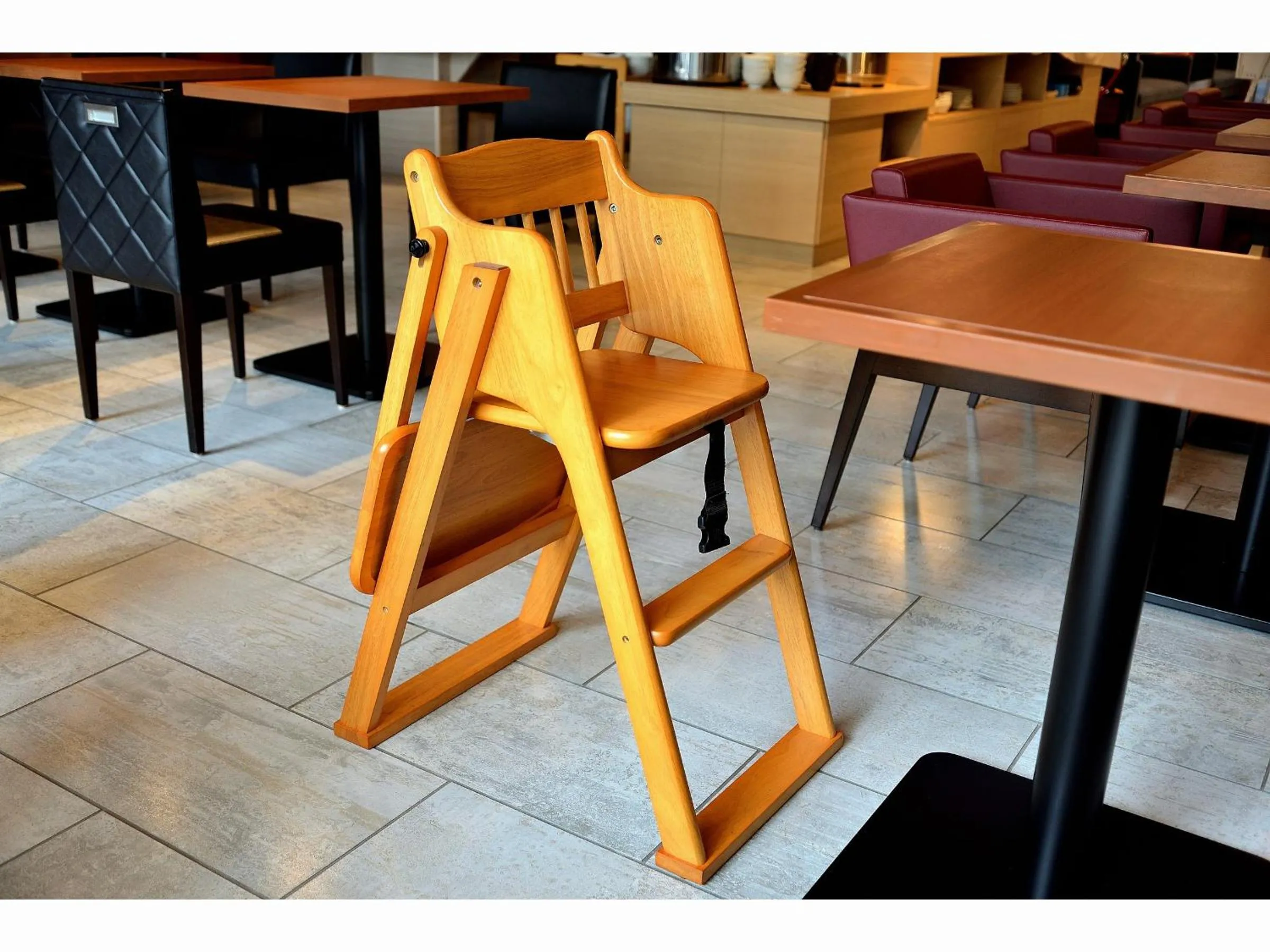 Buffet breakfast in Place Hotel Ascot