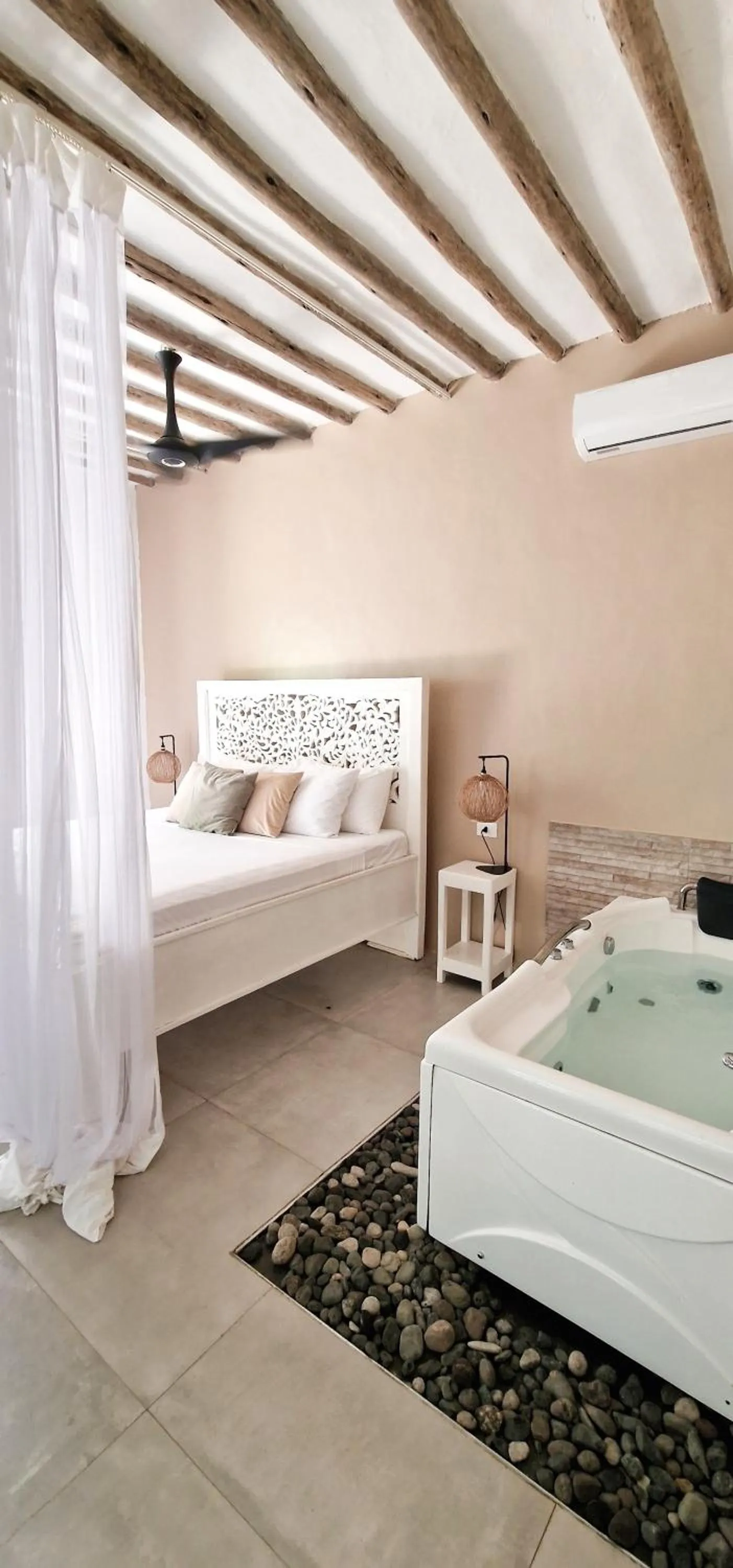 Bed in ARYA Boutique Resort