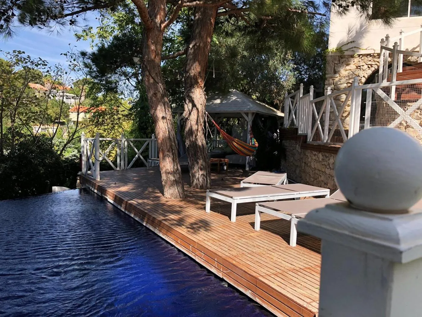 La LUNA of MARSEILLE - VILLA D'ARCHITECTE B&B