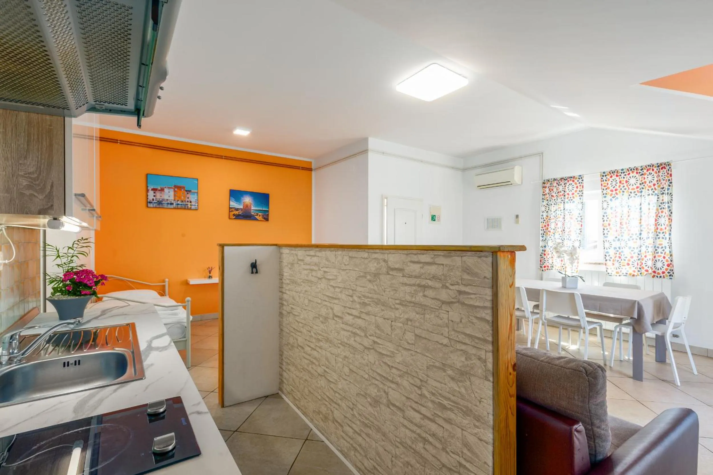 Kitchen or kitchenette in Trbović Apartments Peaceful stay with Free Parking, Pet-Friendly, and Bike Storage in Umag