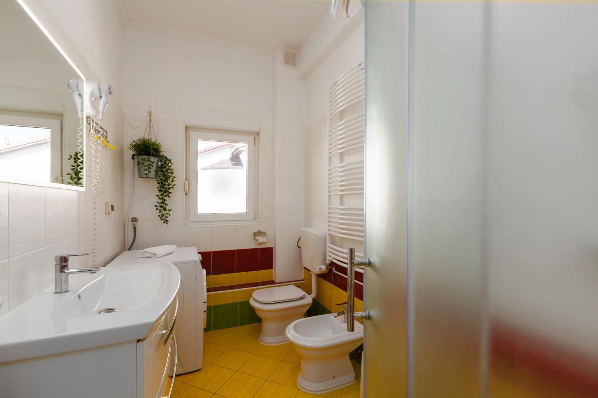 Shower in Trbović Apartments Peaceful stay with Free Parking, Pet-Friendly, and Bike Storage in Umag
