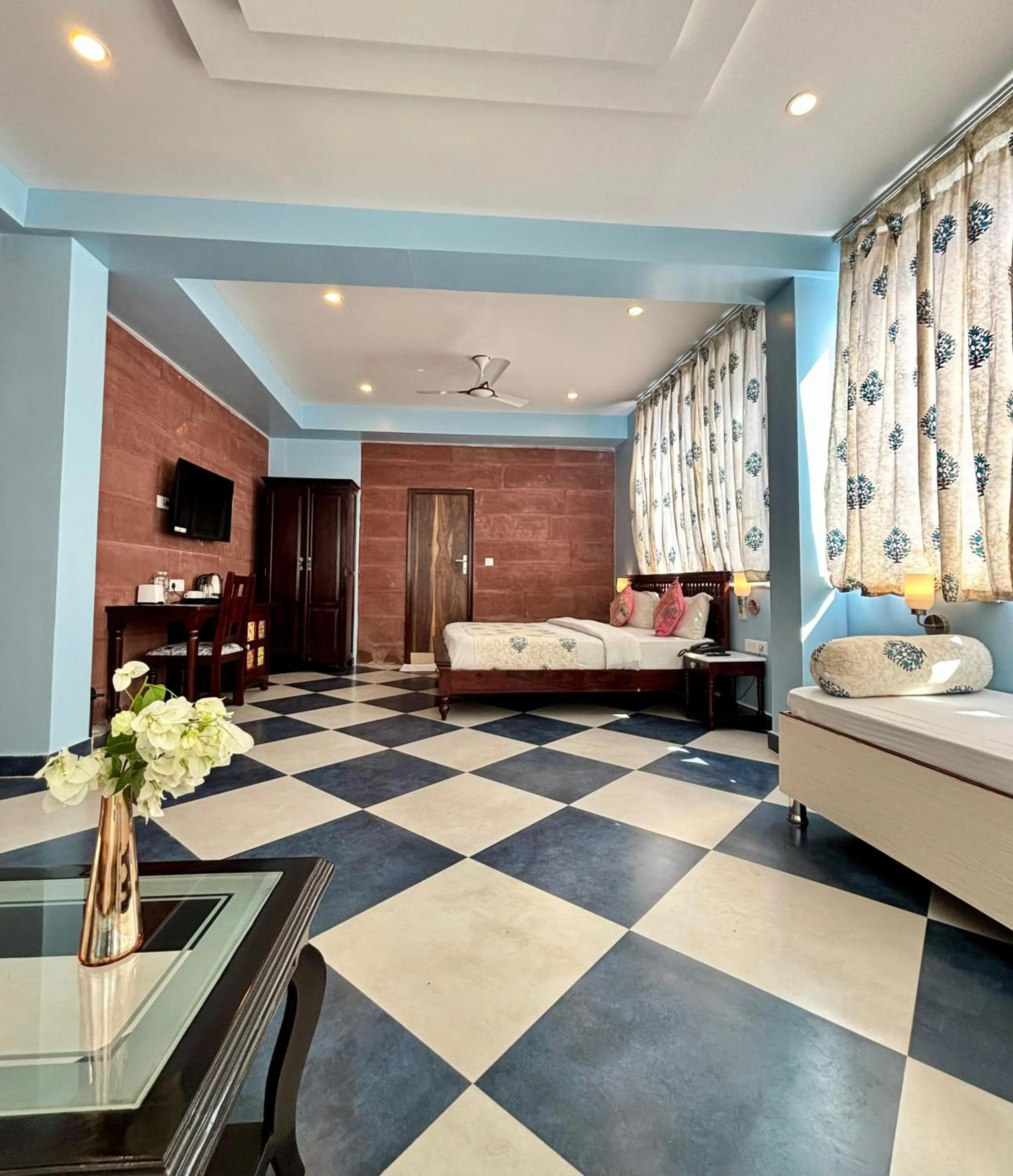 Bedroom in Kankariya Heritage