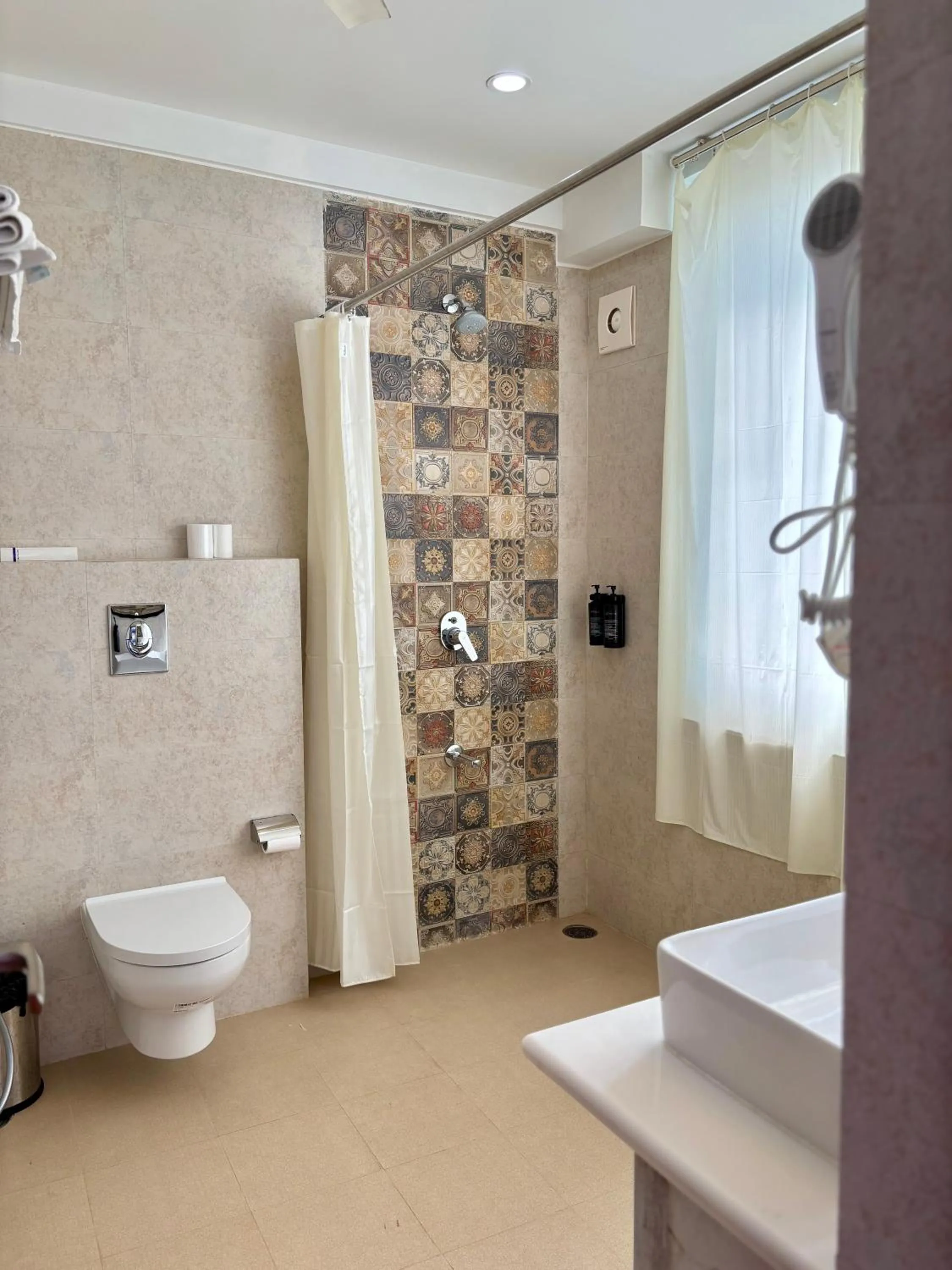 Bathroom in Kankariya Heritage