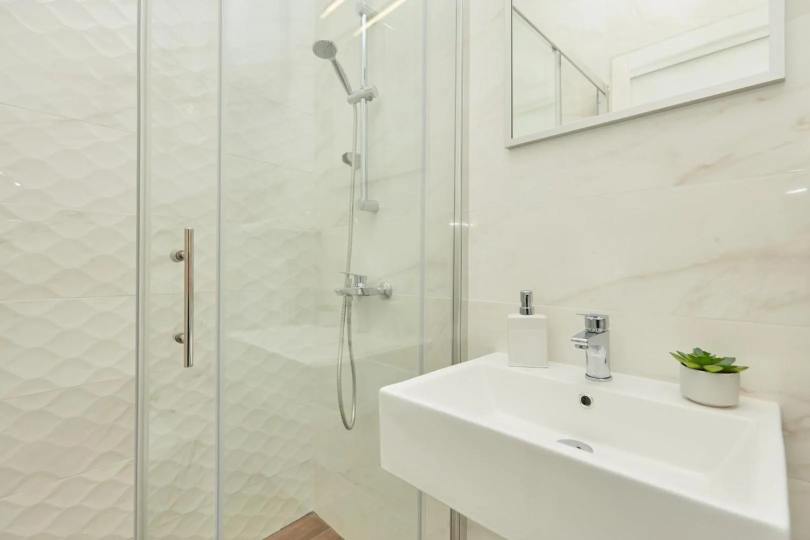 Shower in Villa Kate Dadić