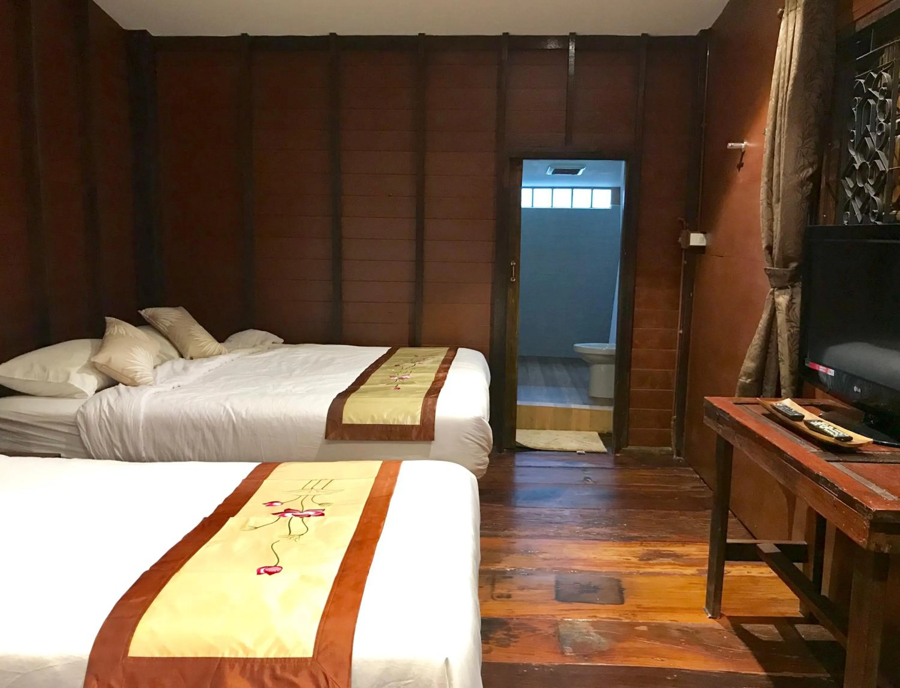 Bed in Reuan Vilawan