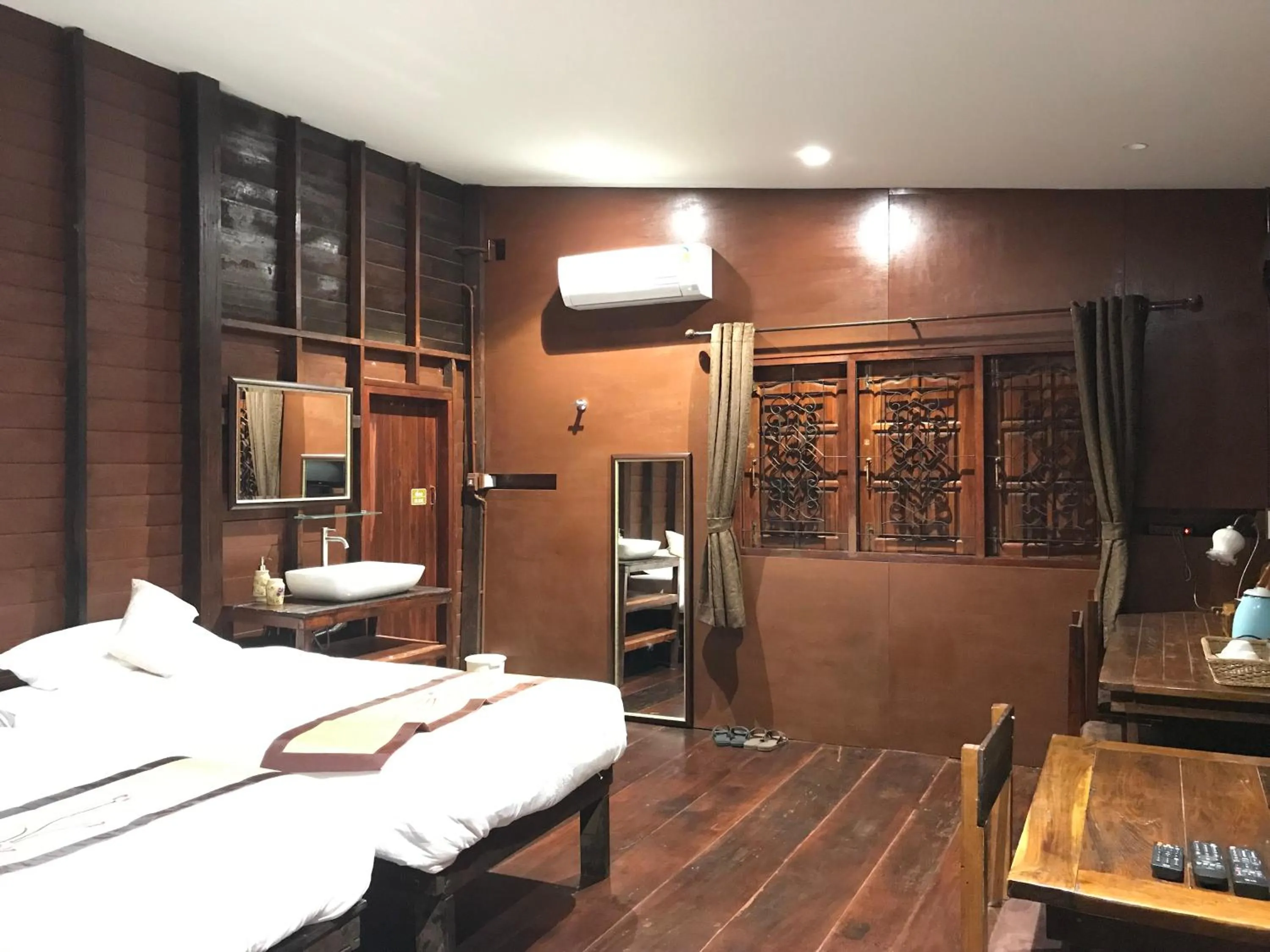 Bed in Reuan Vilawan