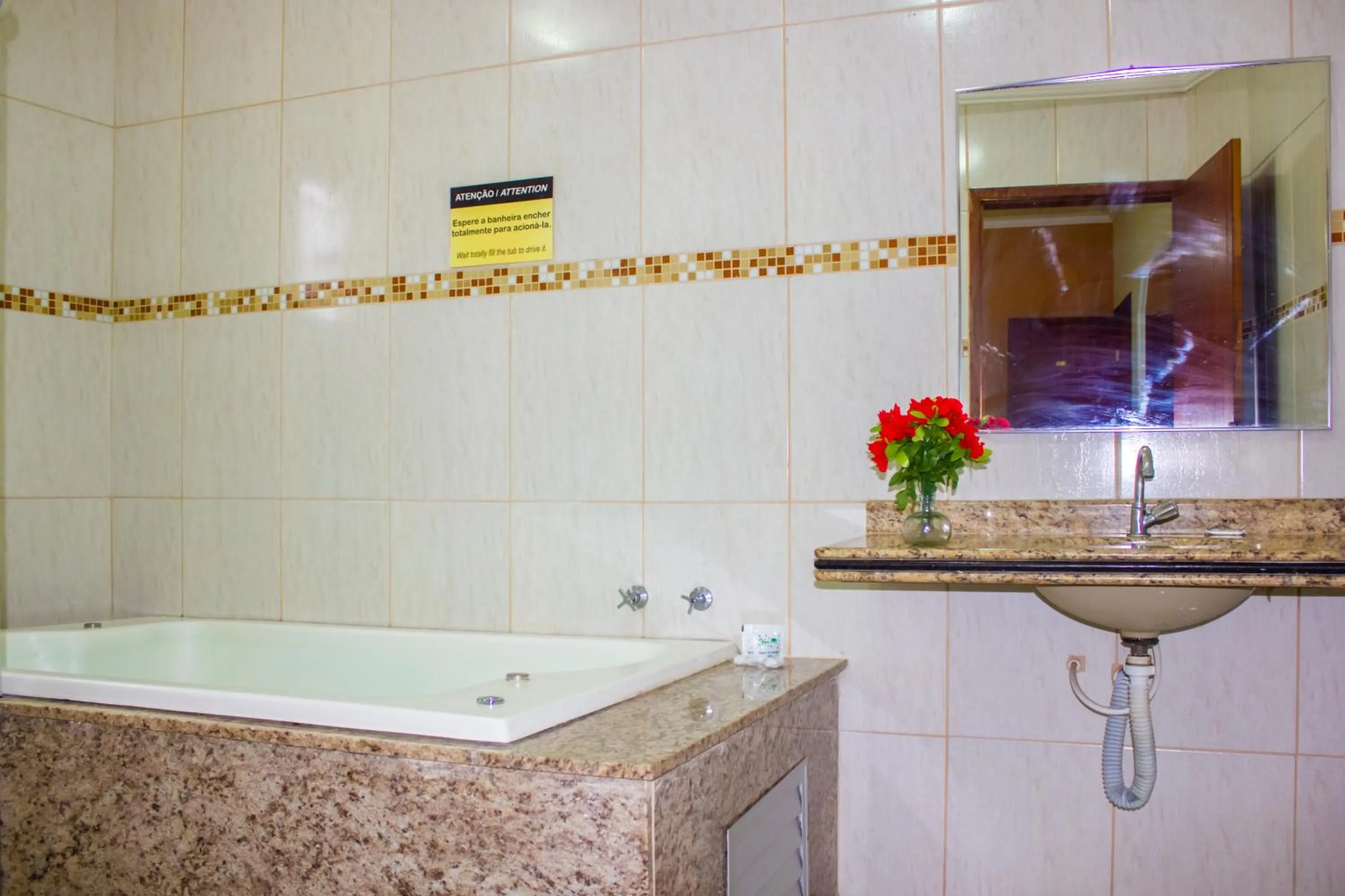 Bathroom in Hotel Meri Conselheiro Lafaiete