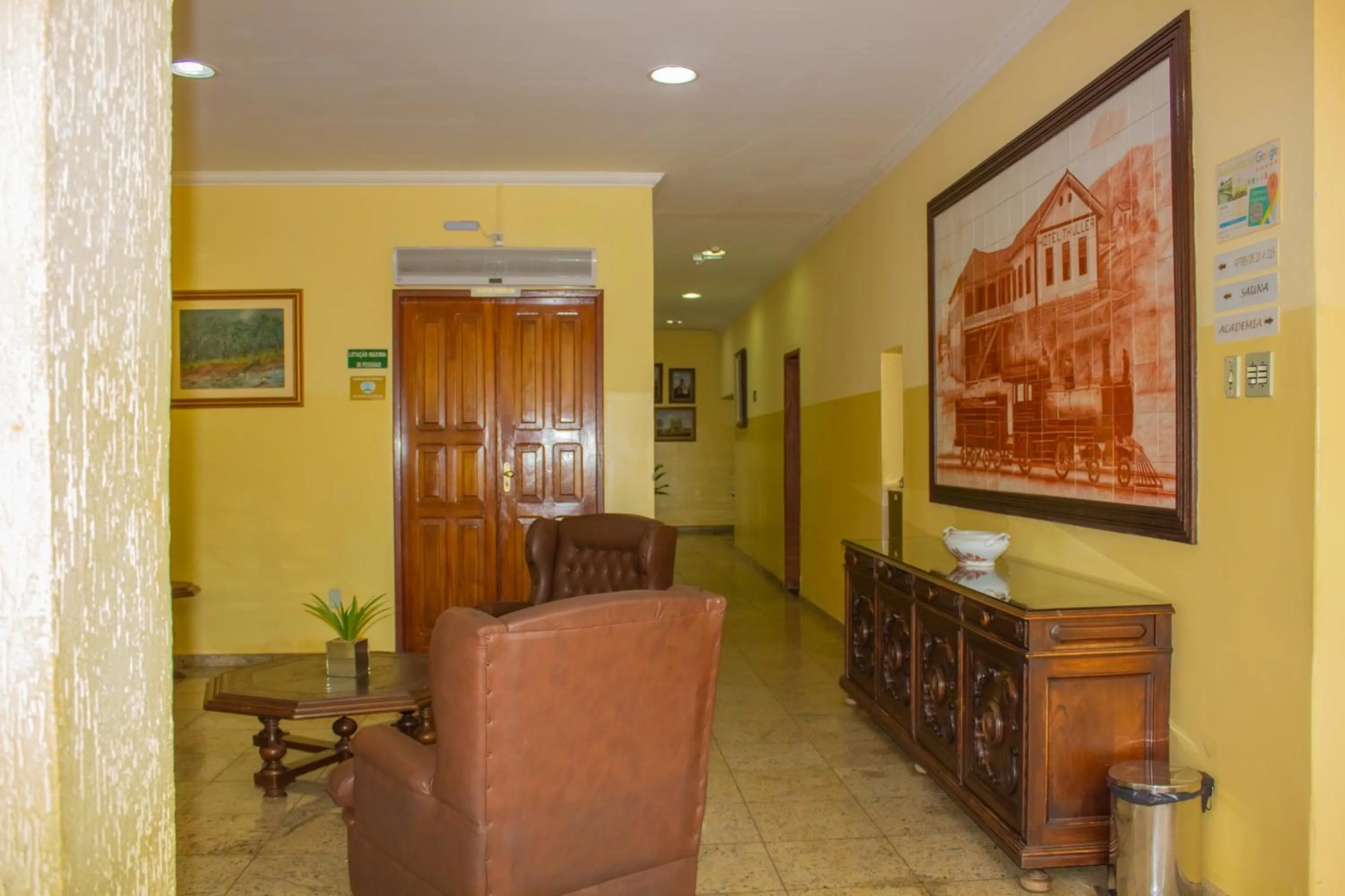 Living room in Hotel Meri Conselheiro Lafaiete