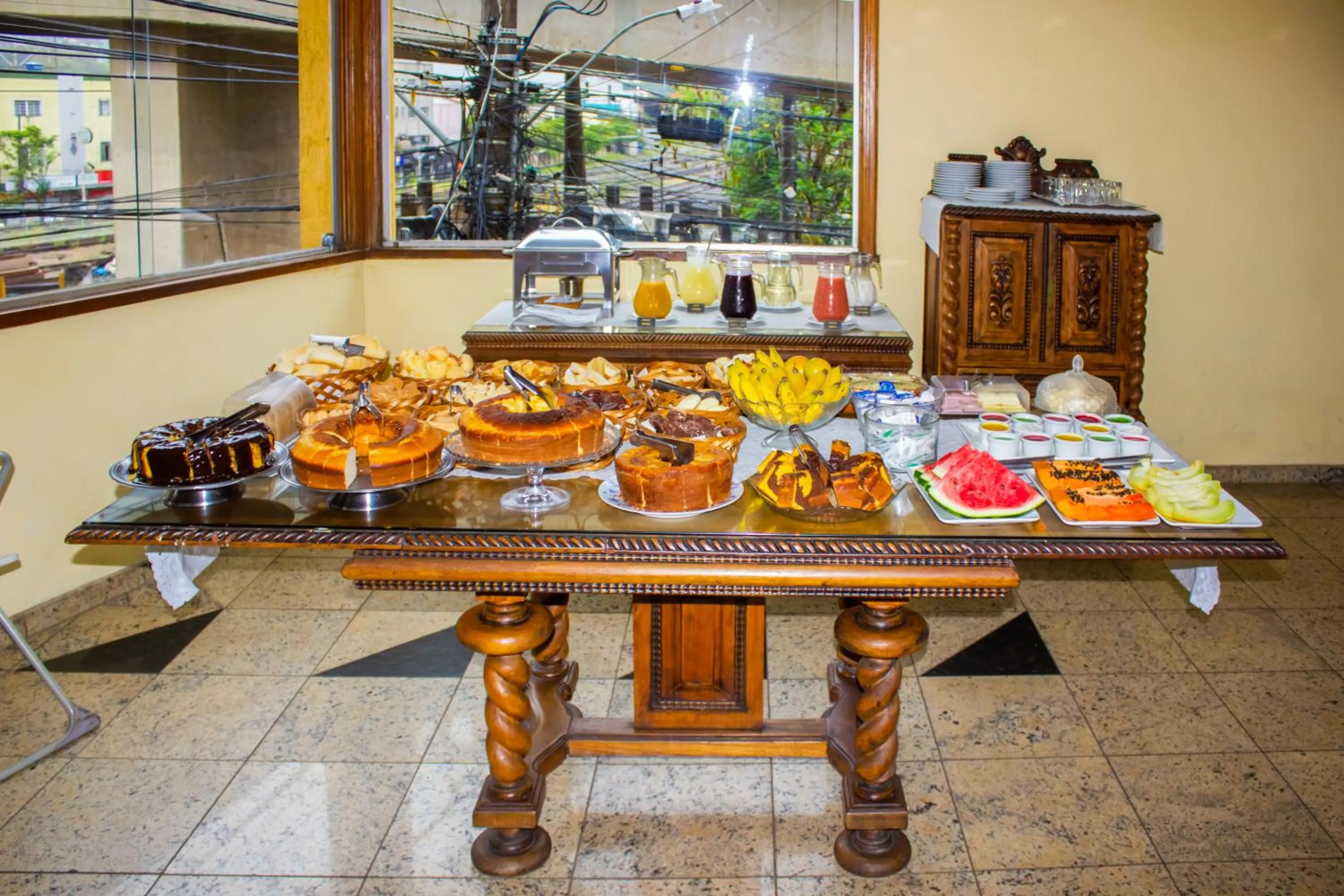 Breakfast in Hotel Meri Conselheiro Lafaiete