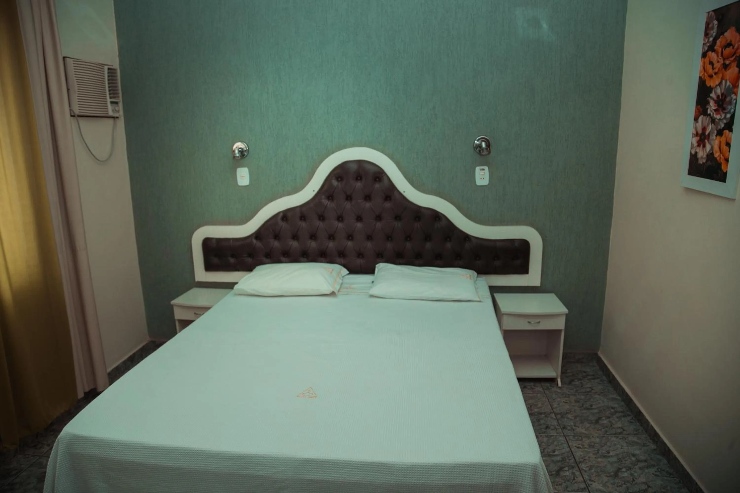 Photo of the whole room, Bed in Hotel Meri Conselheiro Lafaiete