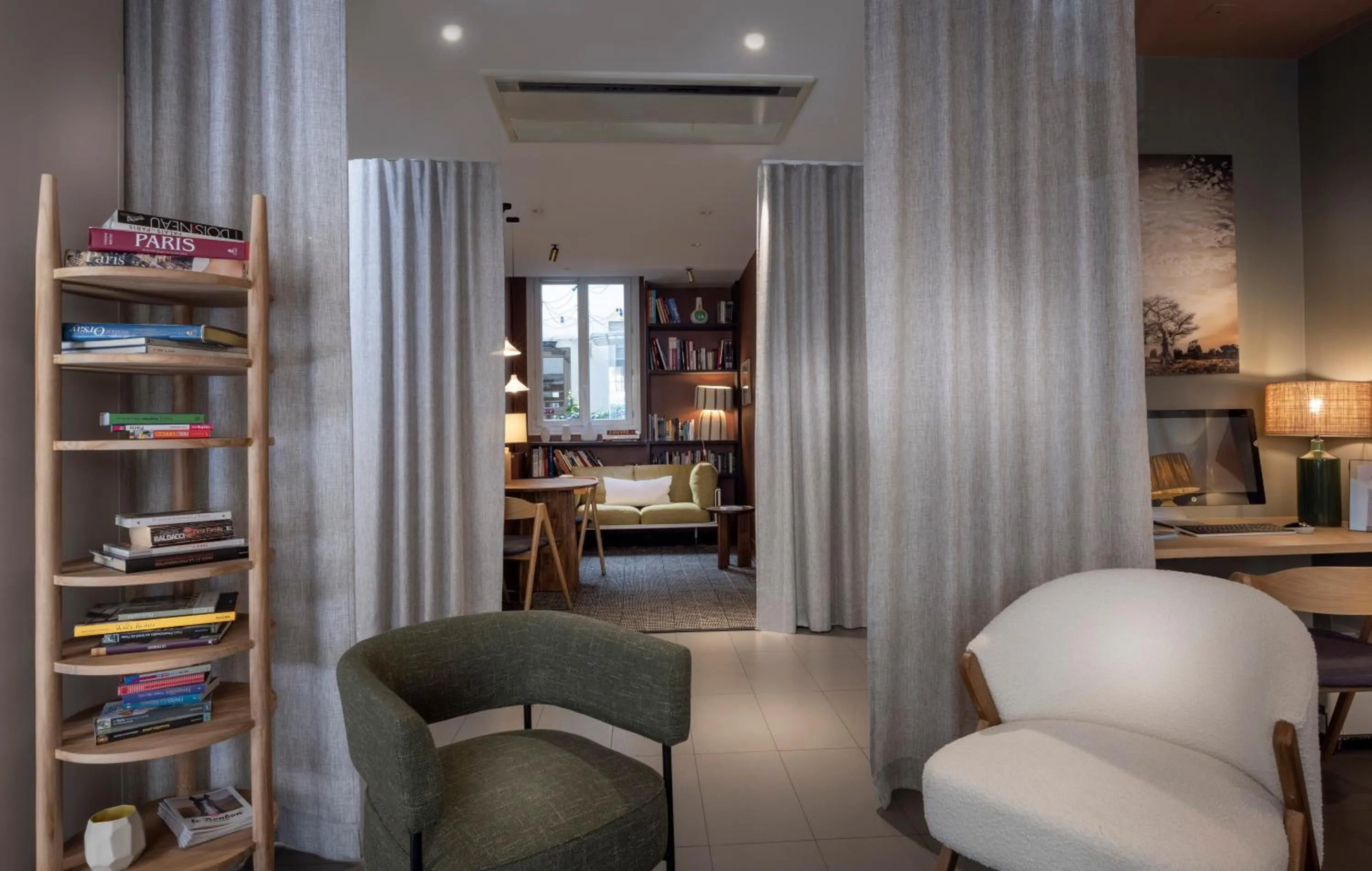Living room in Hôtel Marais de Launay