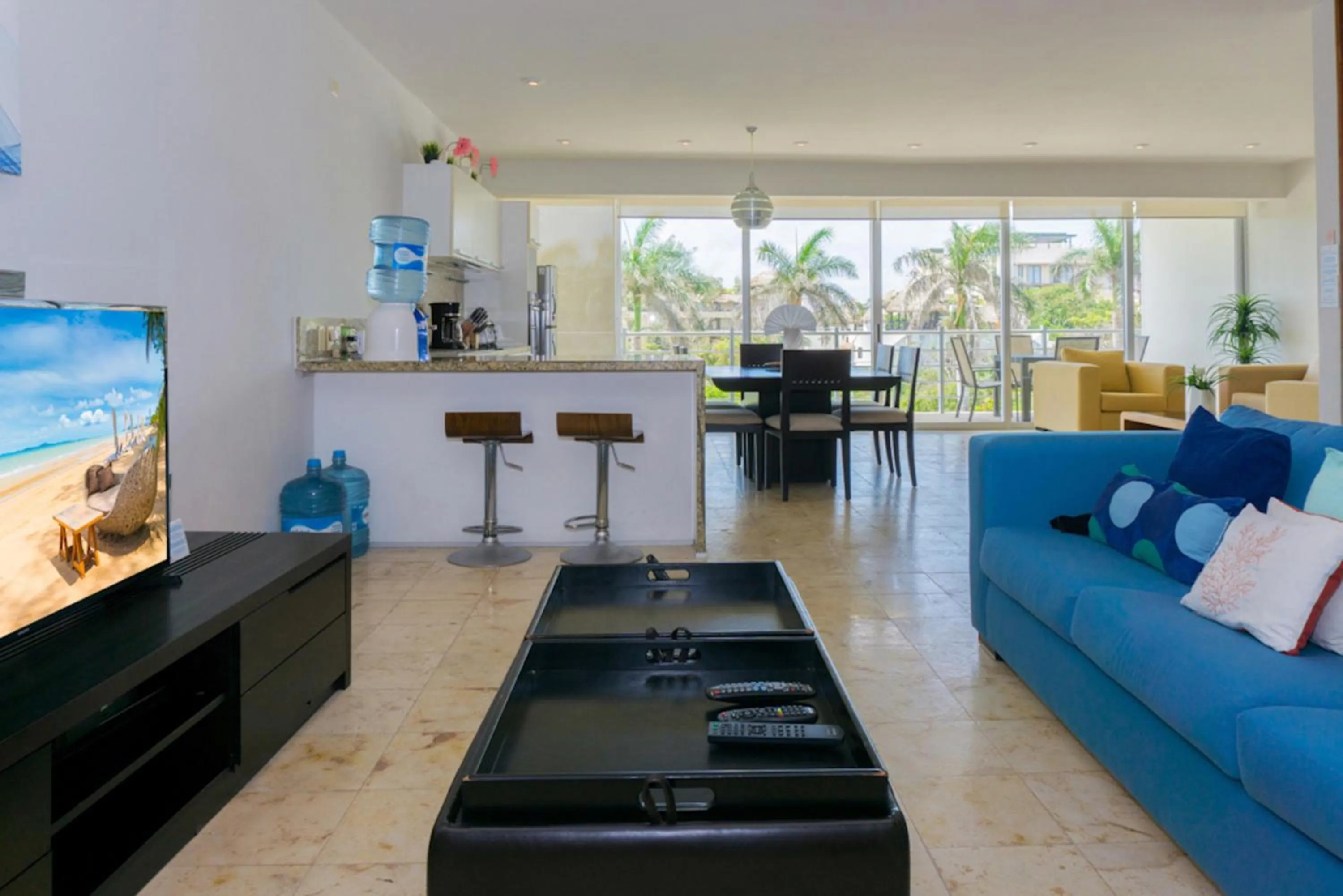 TV and multimedia in Magia Beachside Apartment by BVR