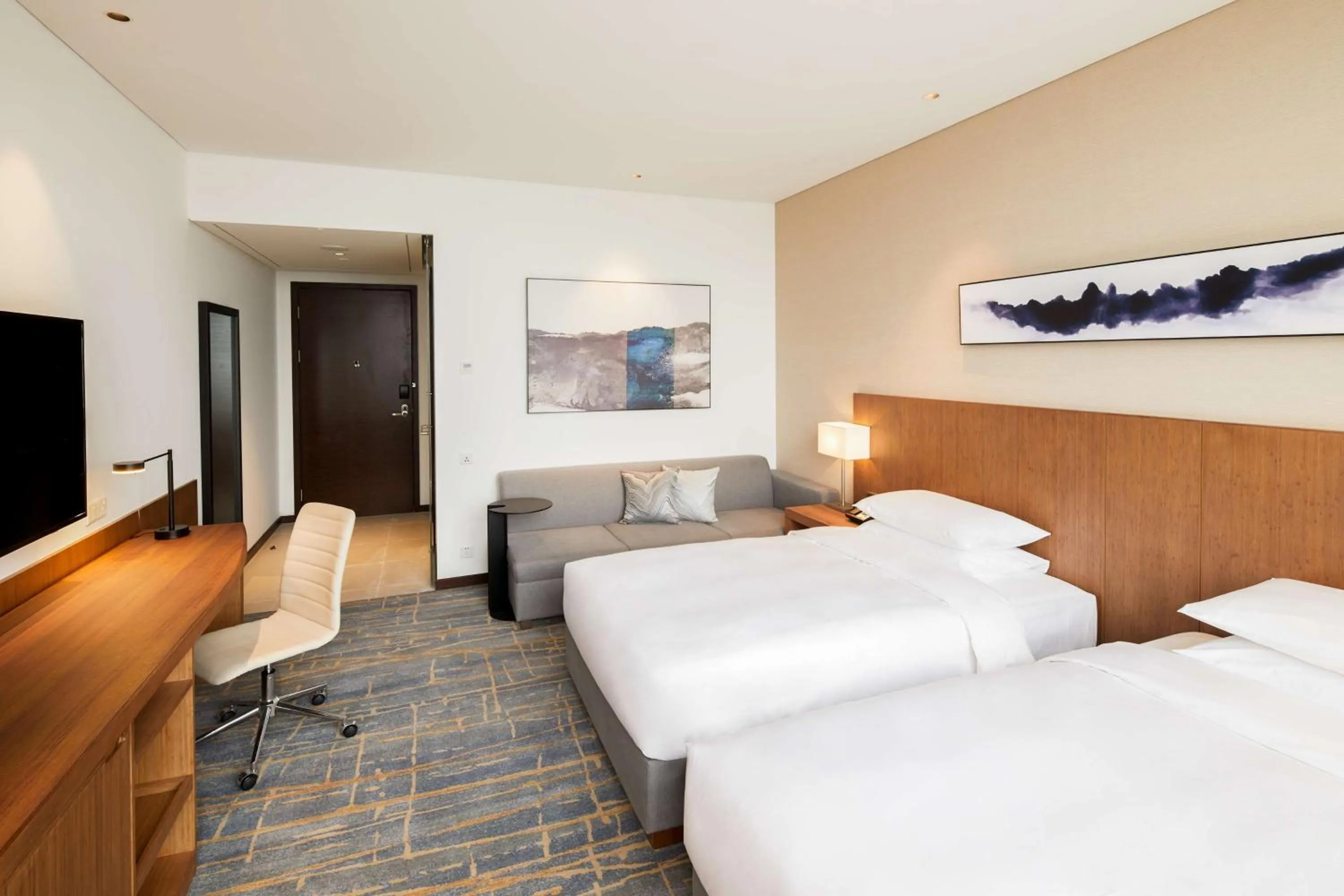 Photo of the whole room in Hyatt Place Deqing