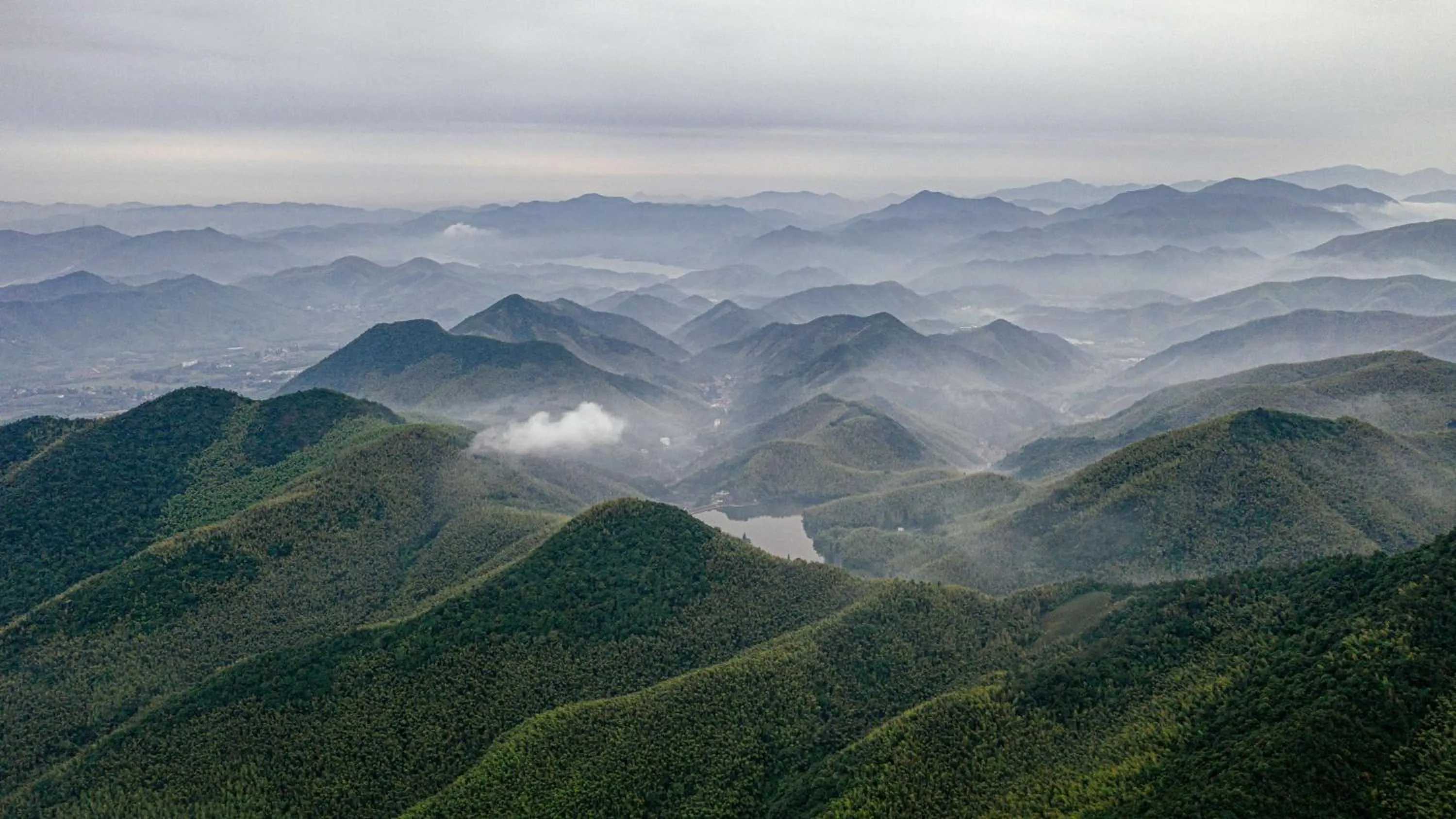 Natural landscape in Hyatt Place Deqing