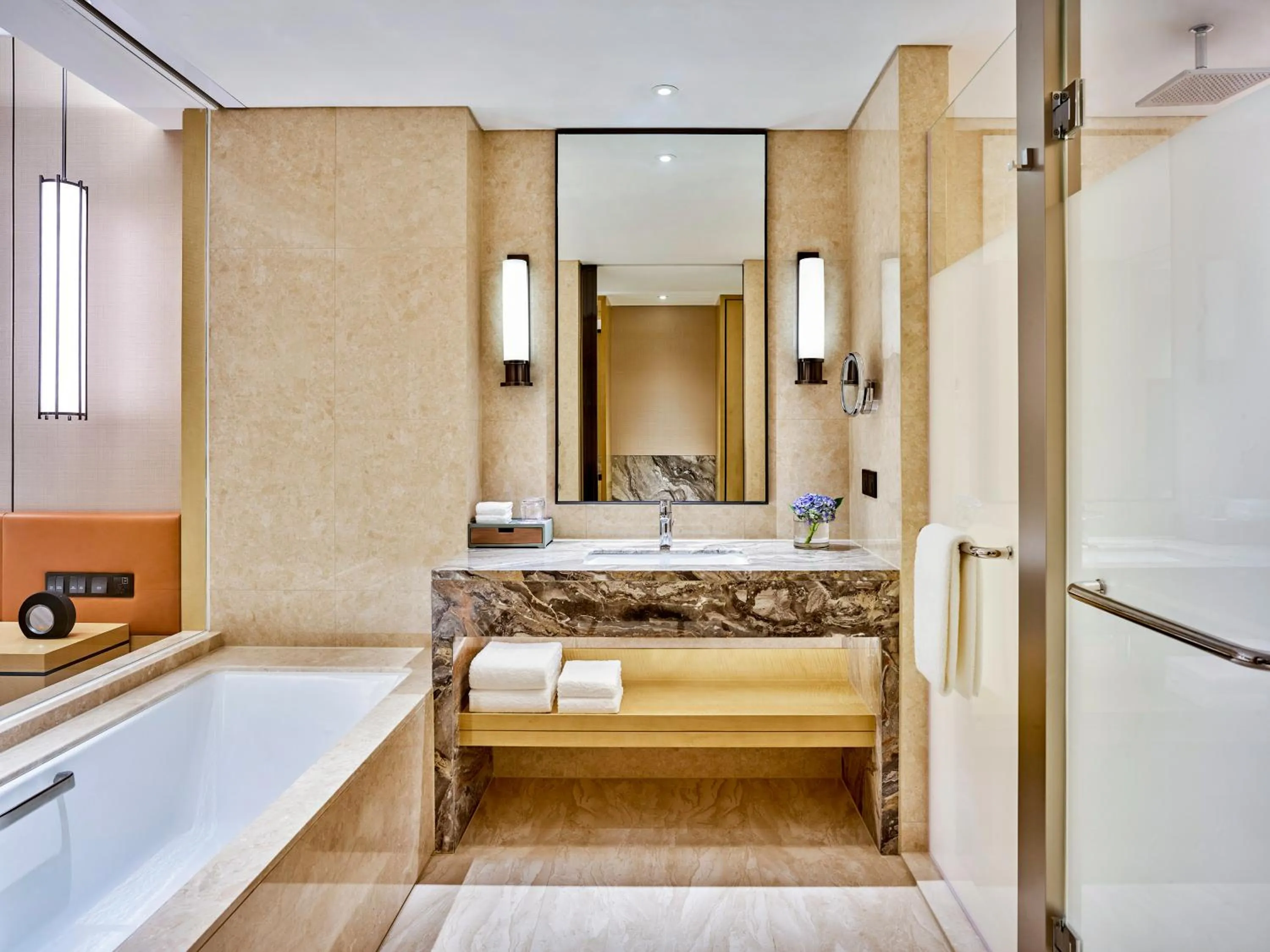 Toilet in Hyatt Regency Shenzhen Yantian