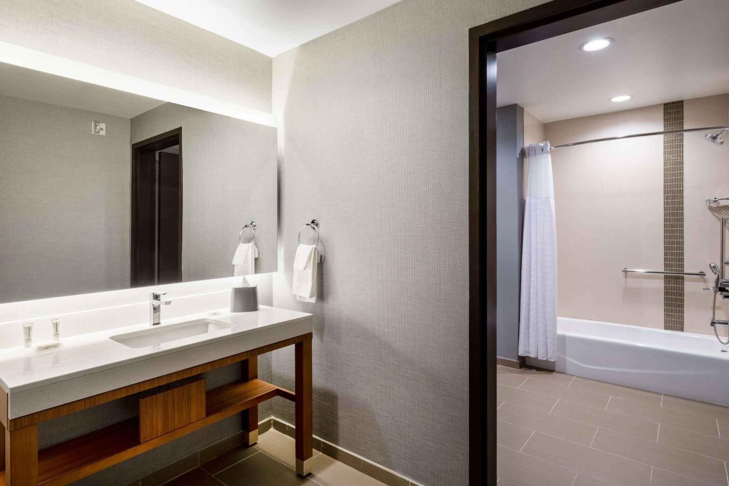 Bathroom in Hyatt Place Fort Worth-Alliance Town Center