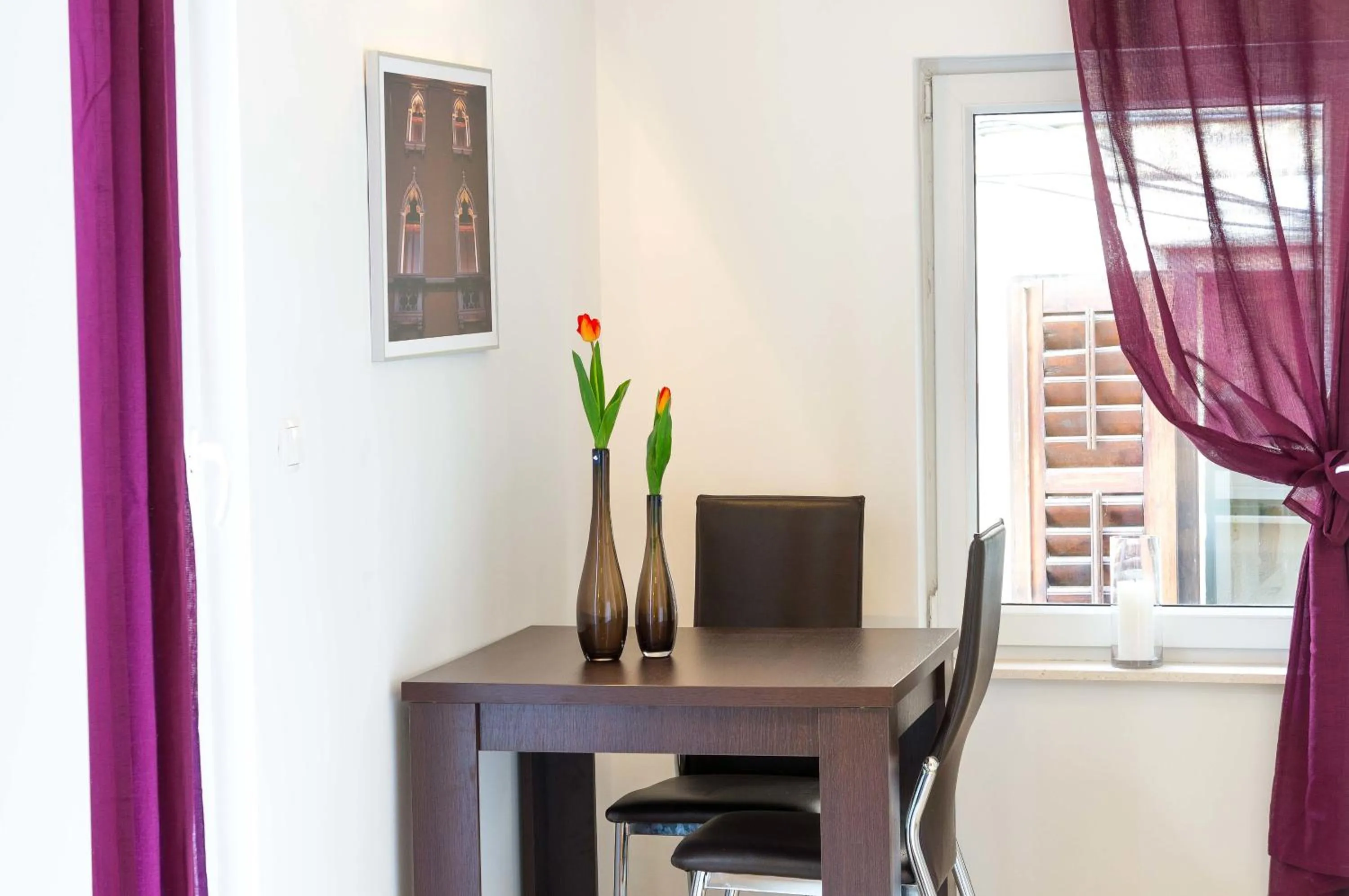 Dining area in Split Allure Apartments