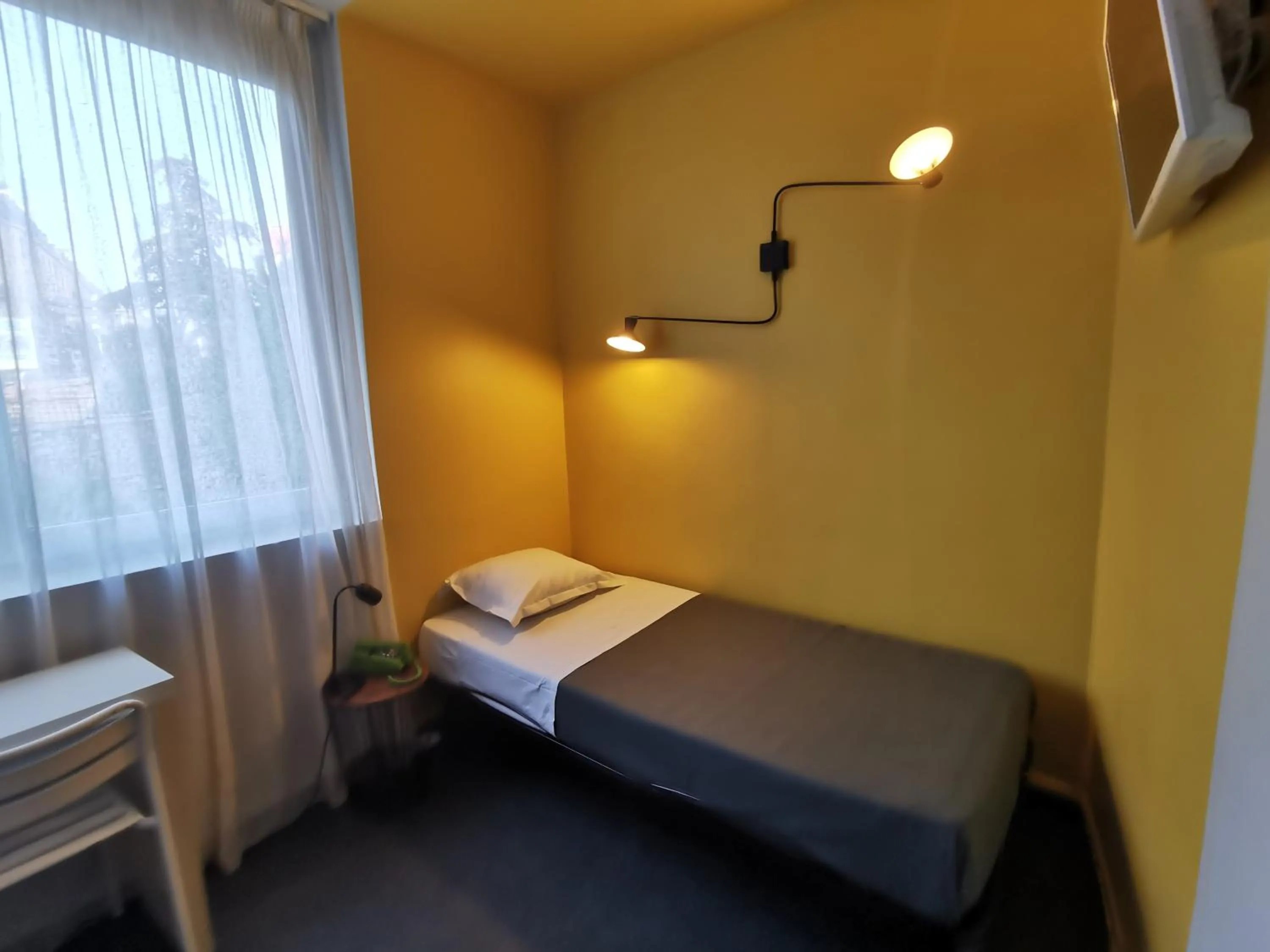 Bedroom, Bed in Hotel Alnea