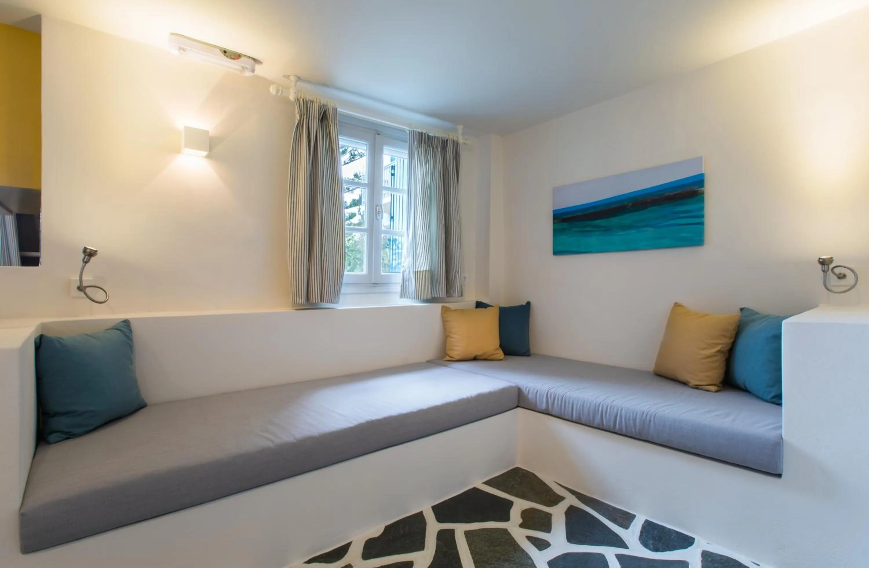 Living room in Byzantio Beach Suites & Wellness