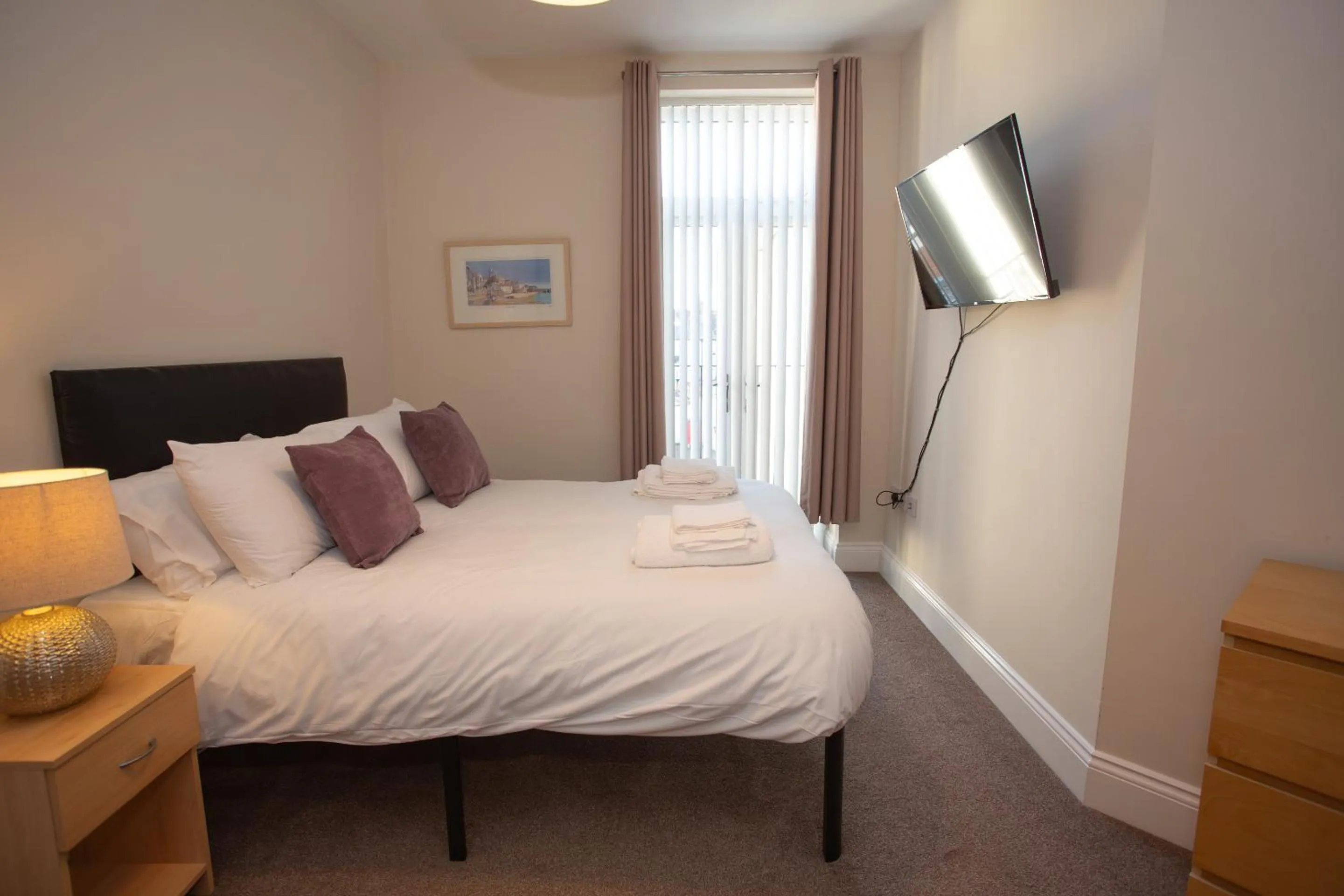 Bedroom, Bed in Norton Serviced Apartments