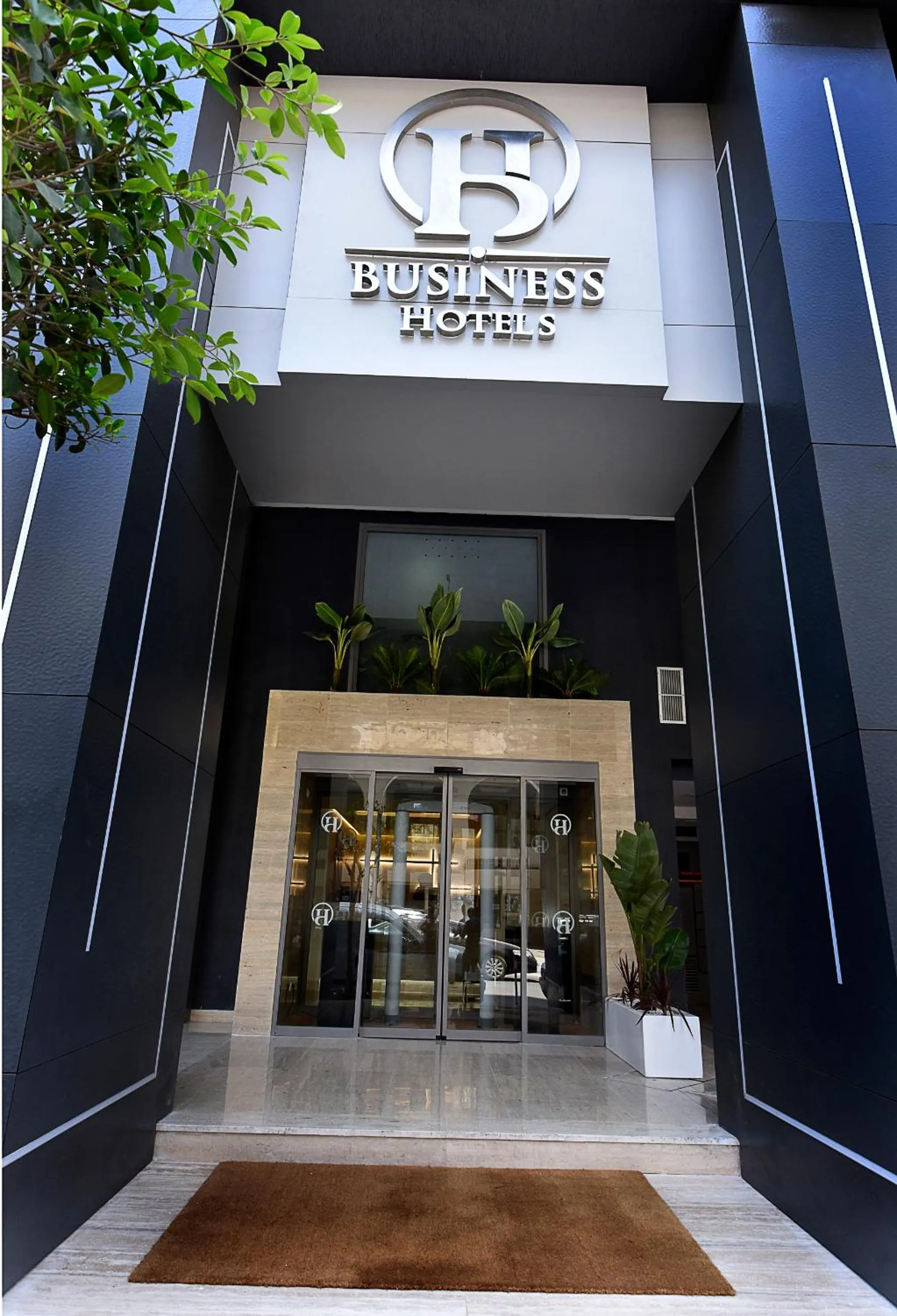 Facade/entrance in BUSINESS HOTEL SFAX