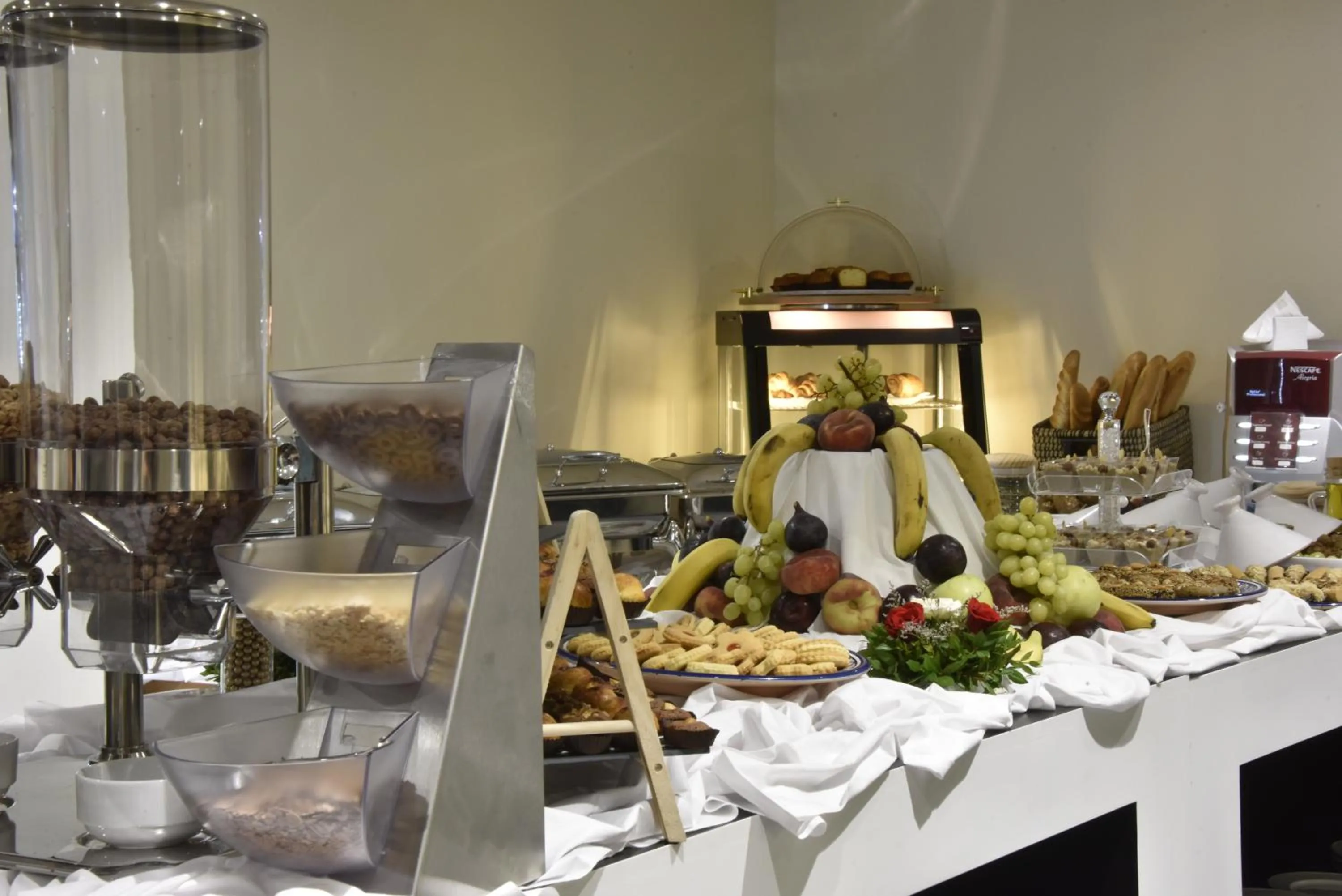 Breakfast in BUSINESS HOTEL SFAX