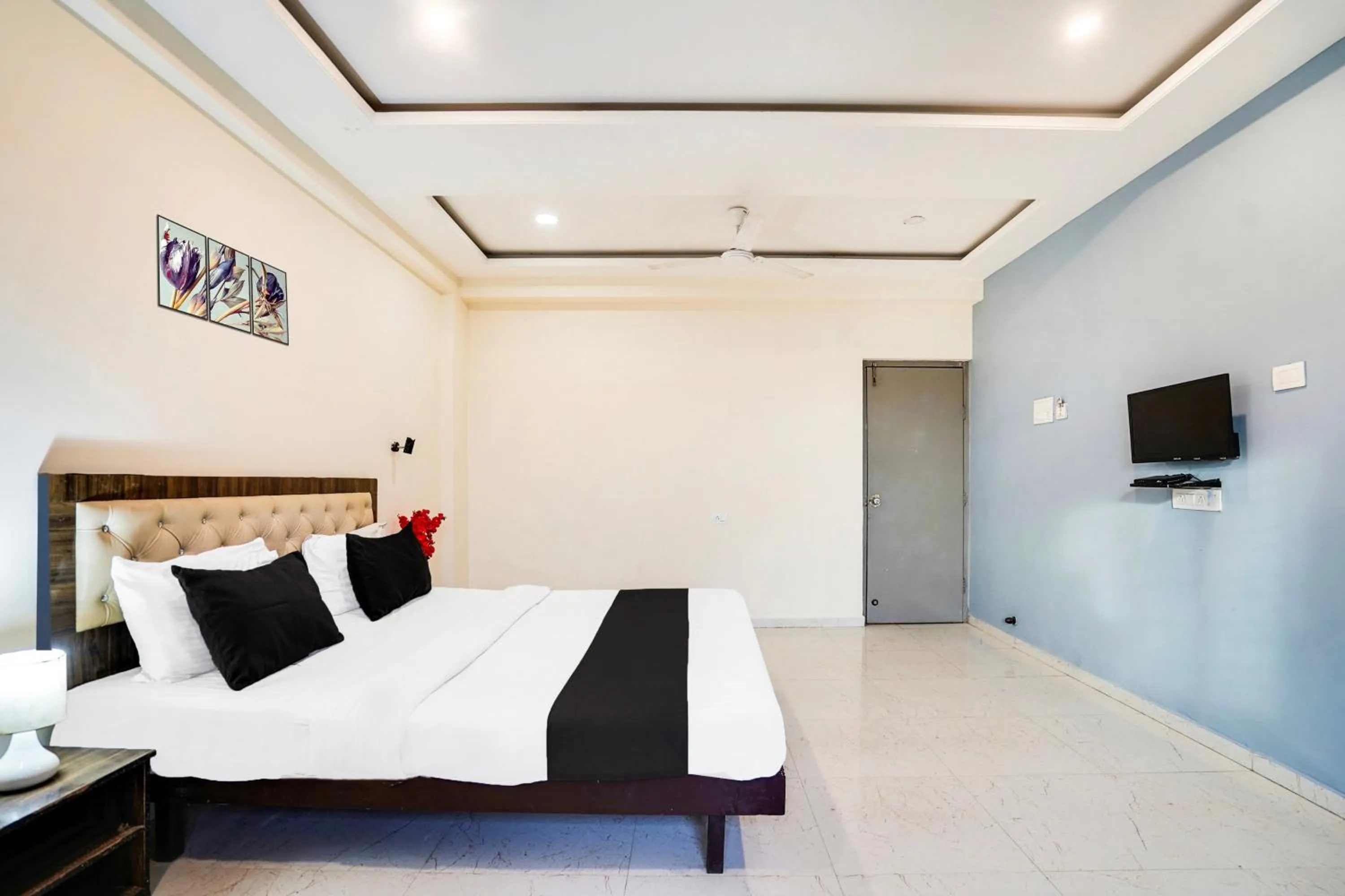 Bedroom, Bed in Hotel O Hingna Road Wanadongri