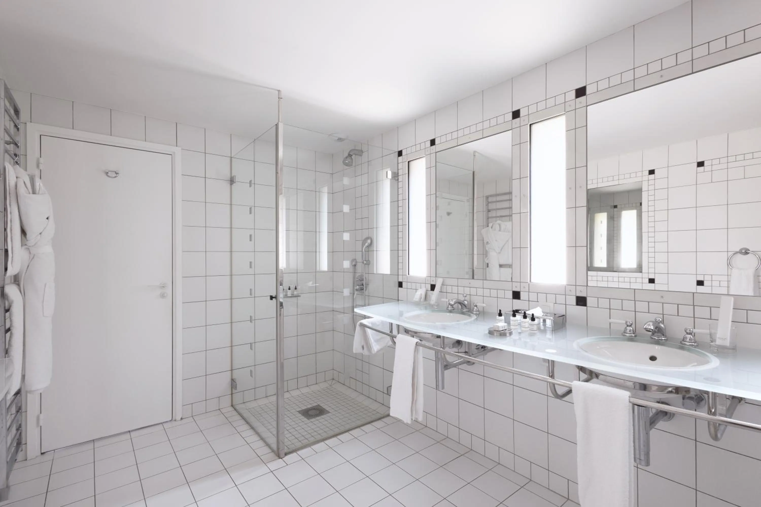 Shower in L'Agapa Hôtel - Spa Codage