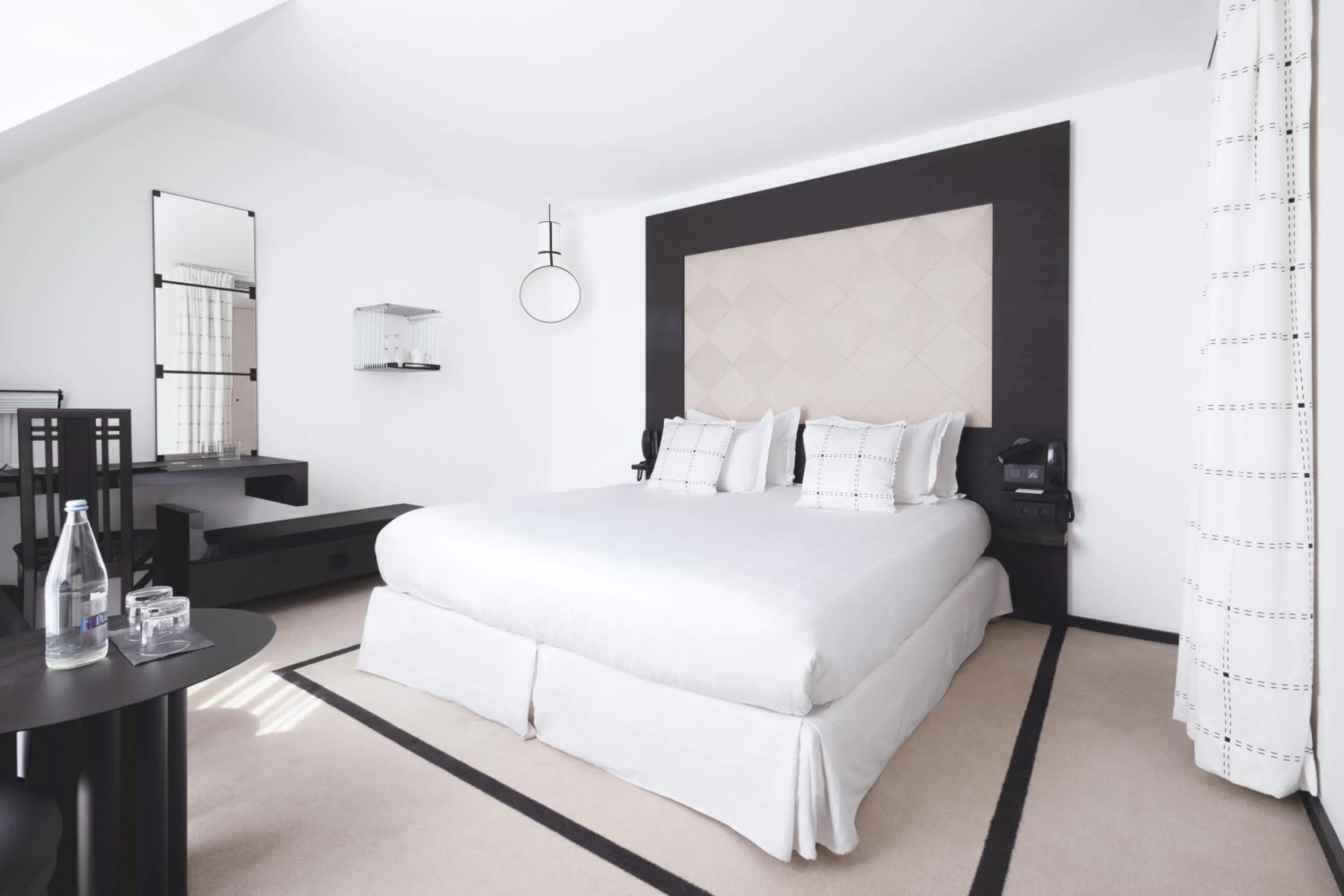 Photo of the whole room, Bed in L'Agapa Hôtel - Spa Codage