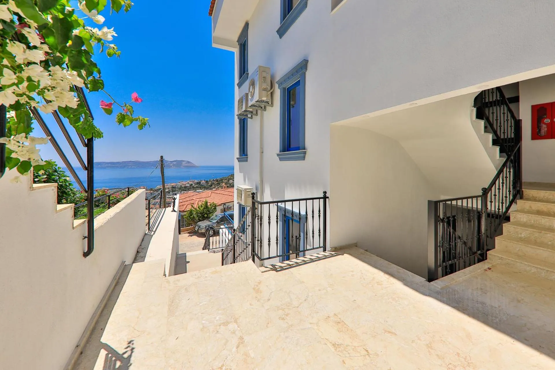 Property building in Carpediem Apart