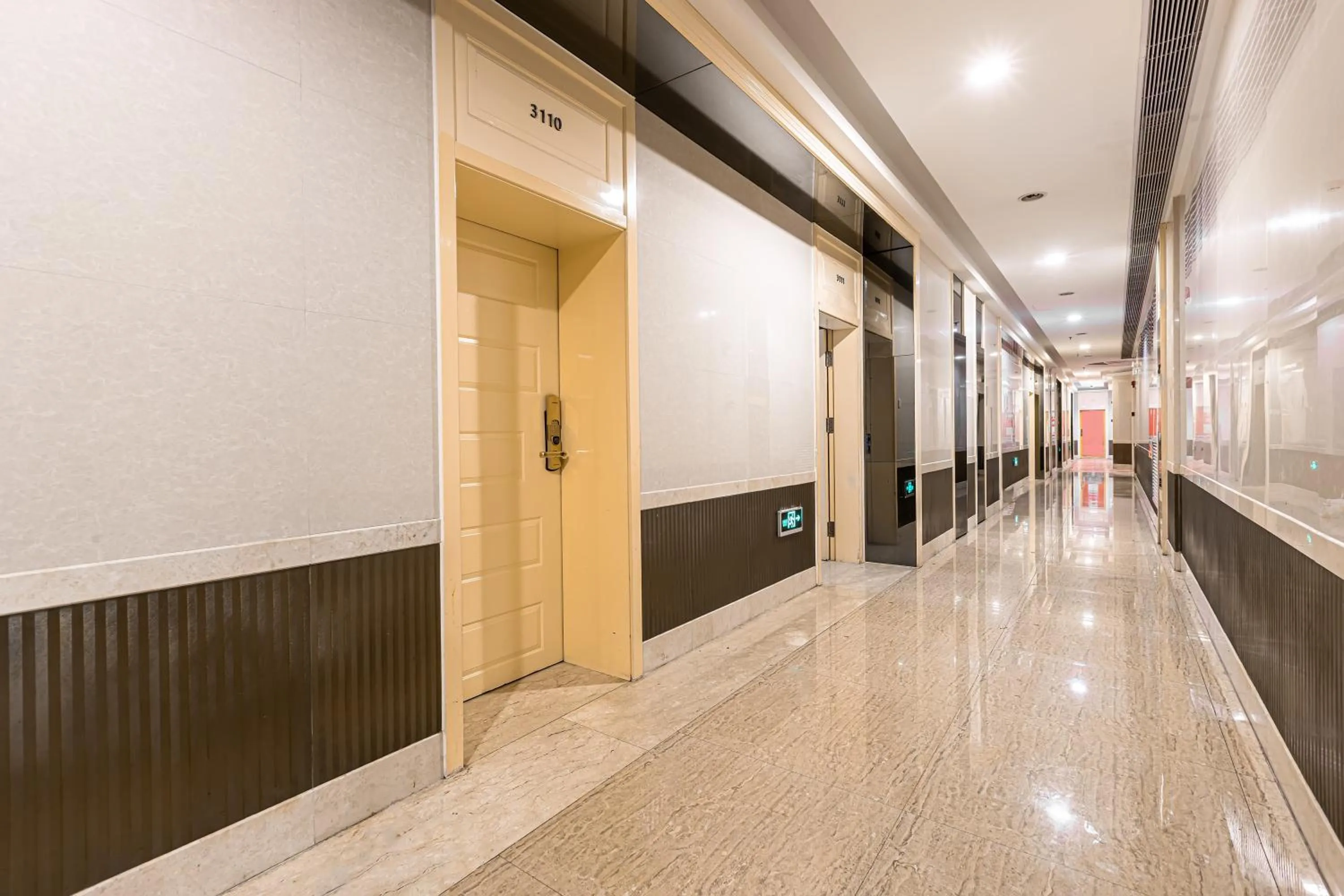 On site in WAIFIDEN Guangzhou Grand View Golden Palace Apartment