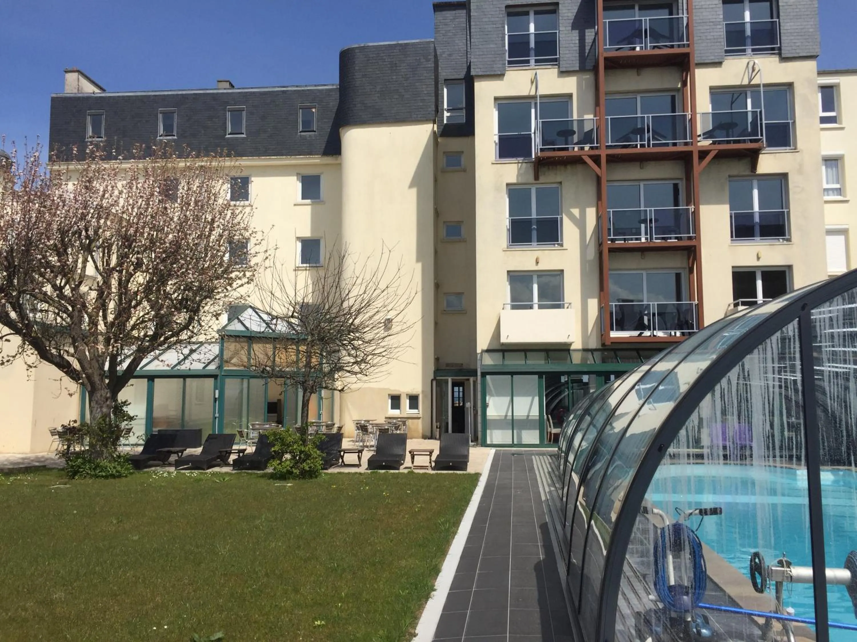 Property building in Hotel des Thermes et du Casino