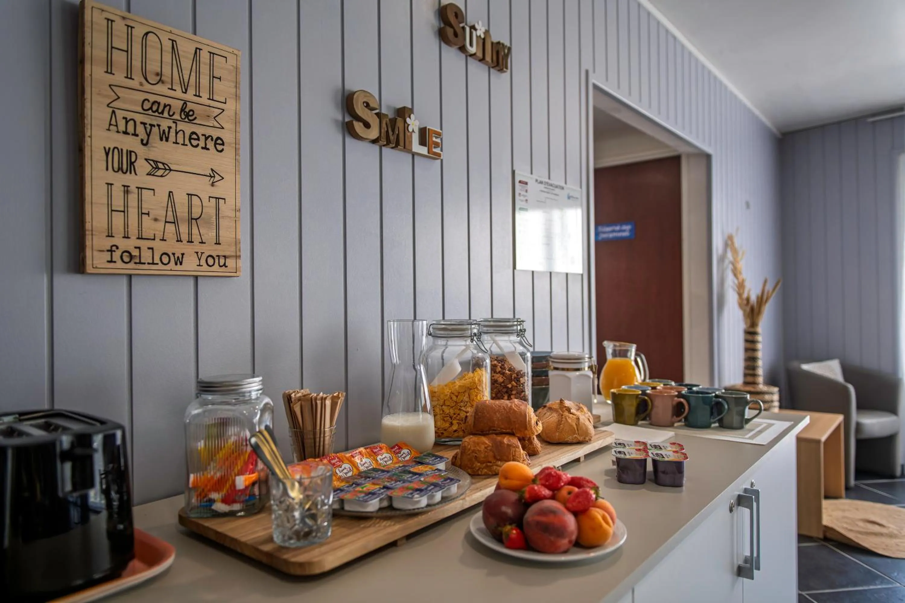 Breakfast in Résidence Goélia Le Domaine des Glénan