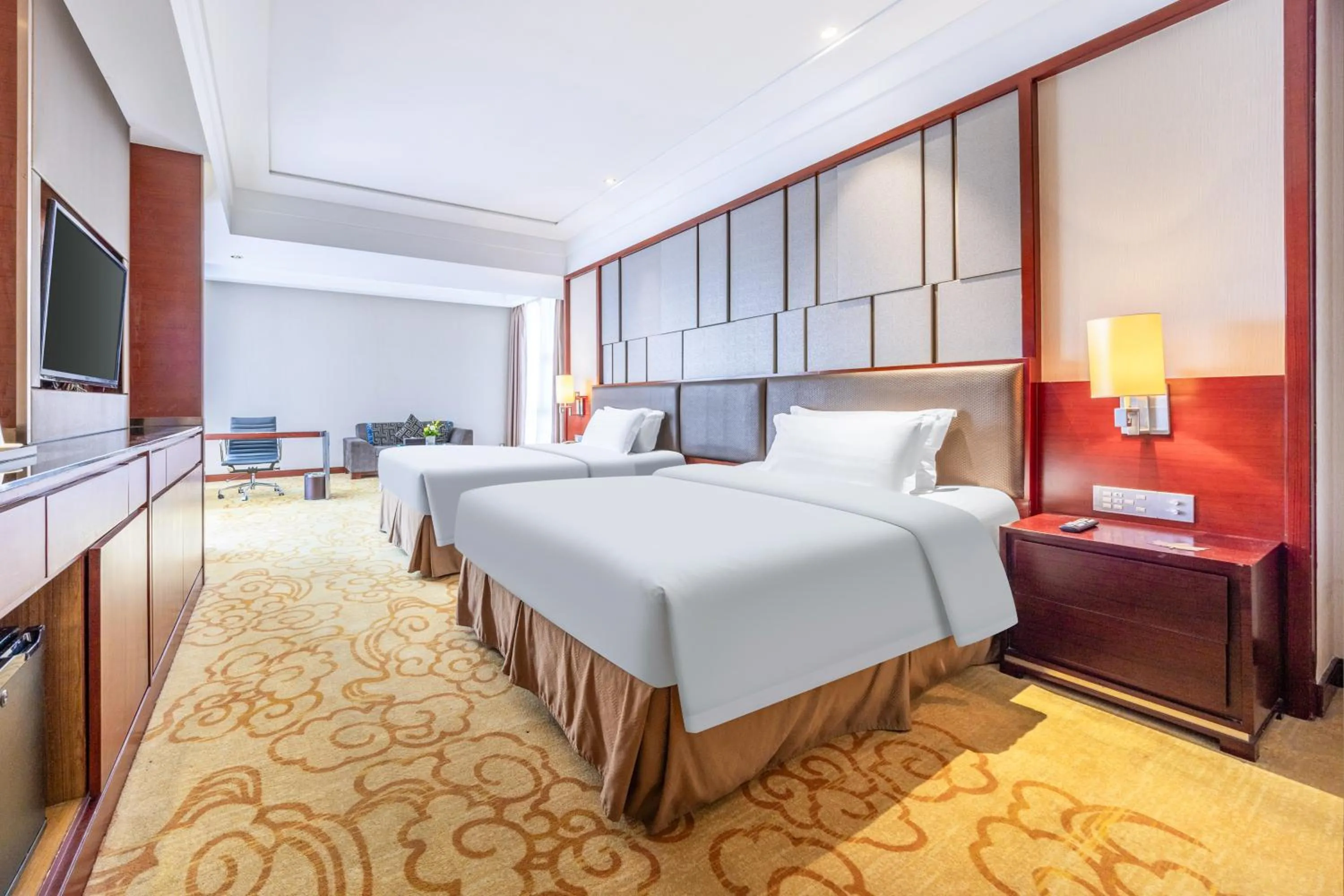 Bed in Shenzhen Avant-Garde Hotel