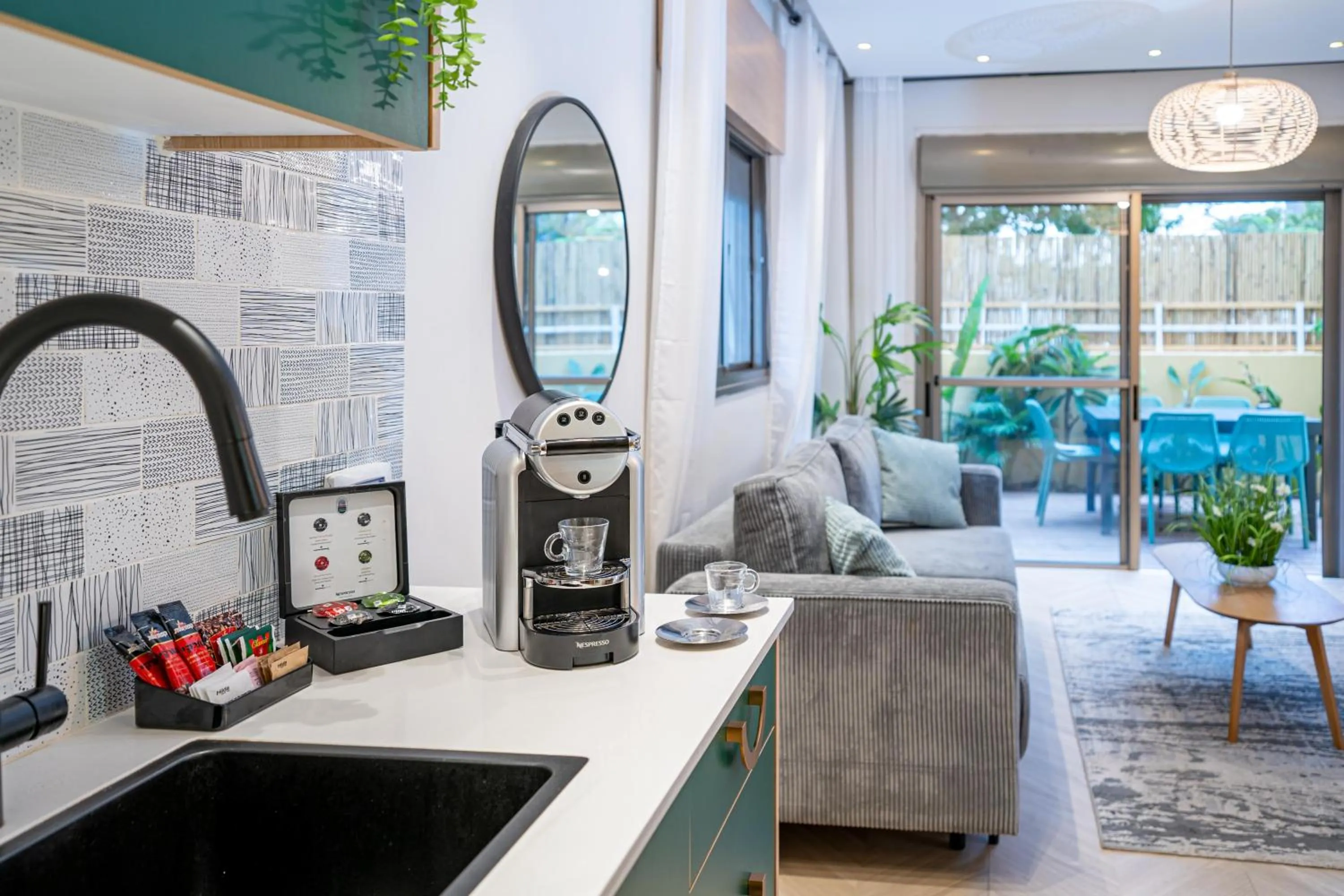 Coffee/tea facilities in Almogim Suites Eilat Hotel