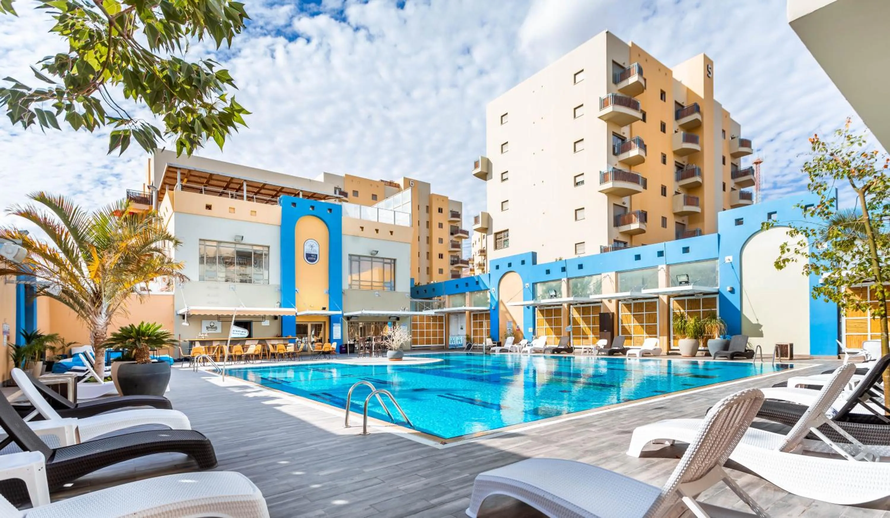 Property building in Almogim Suites Eilat Hotel