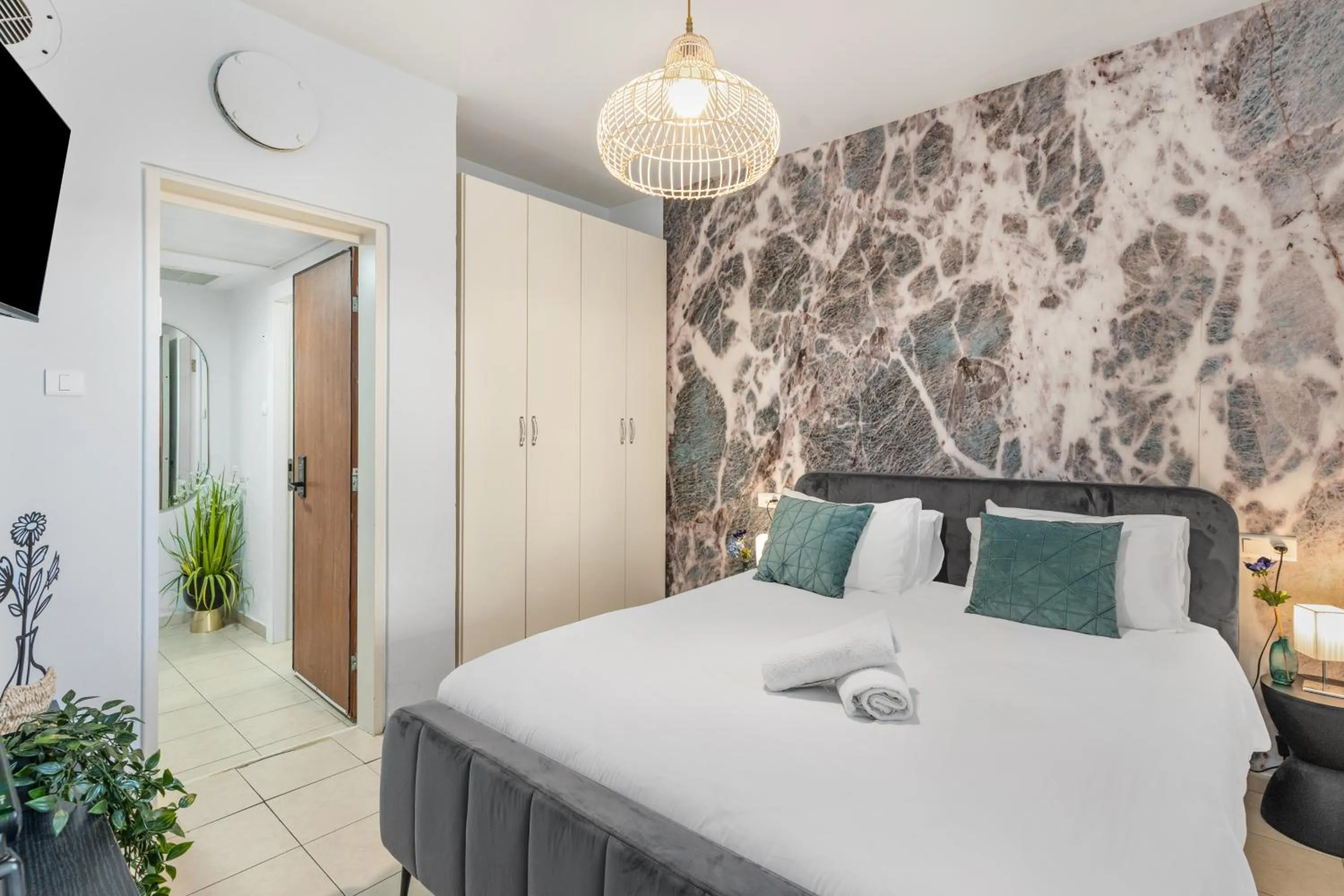 Bedroom, Bed in Almogim Suites Eilat Hotel