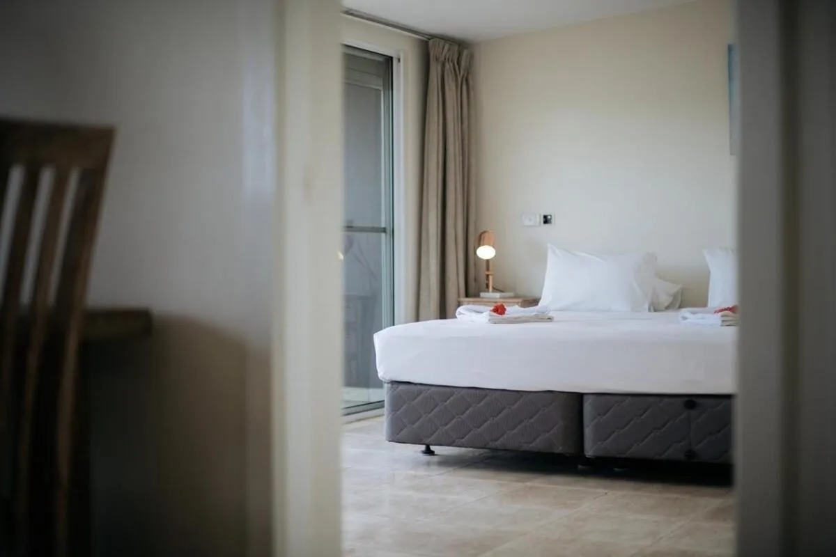 Bed in Mariner Apartments