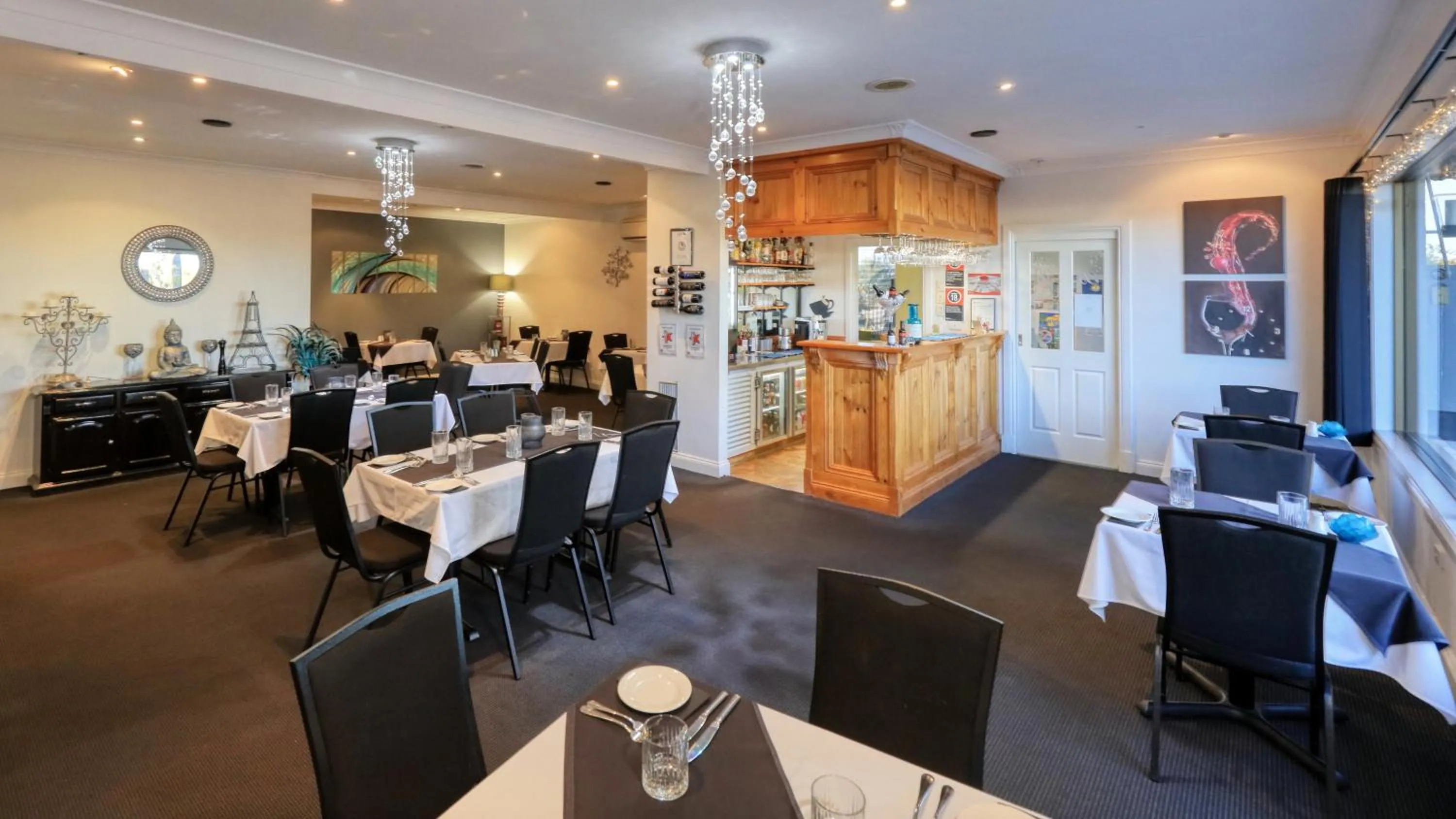 Lounge or bar in Hilltop Motel