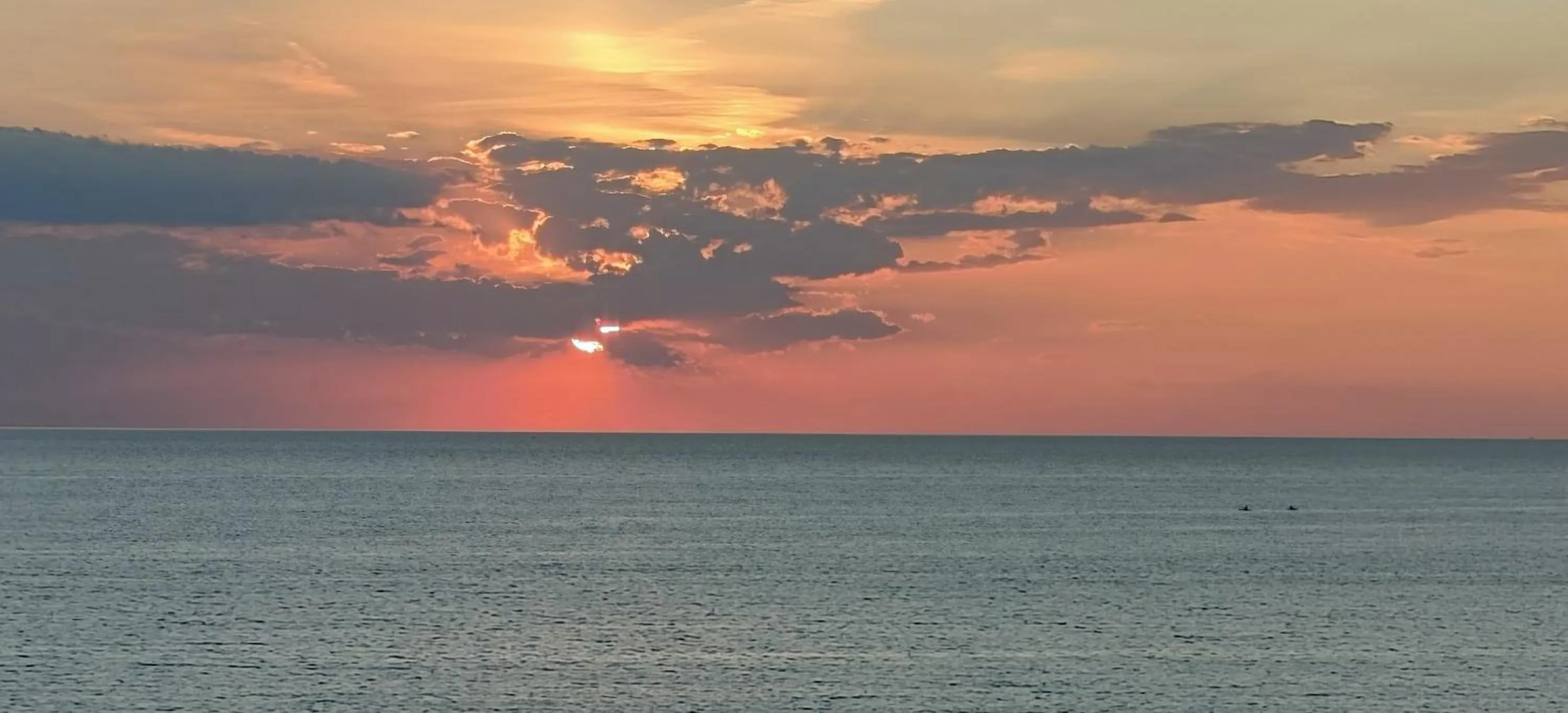 Natural landscape in Sunset Bay