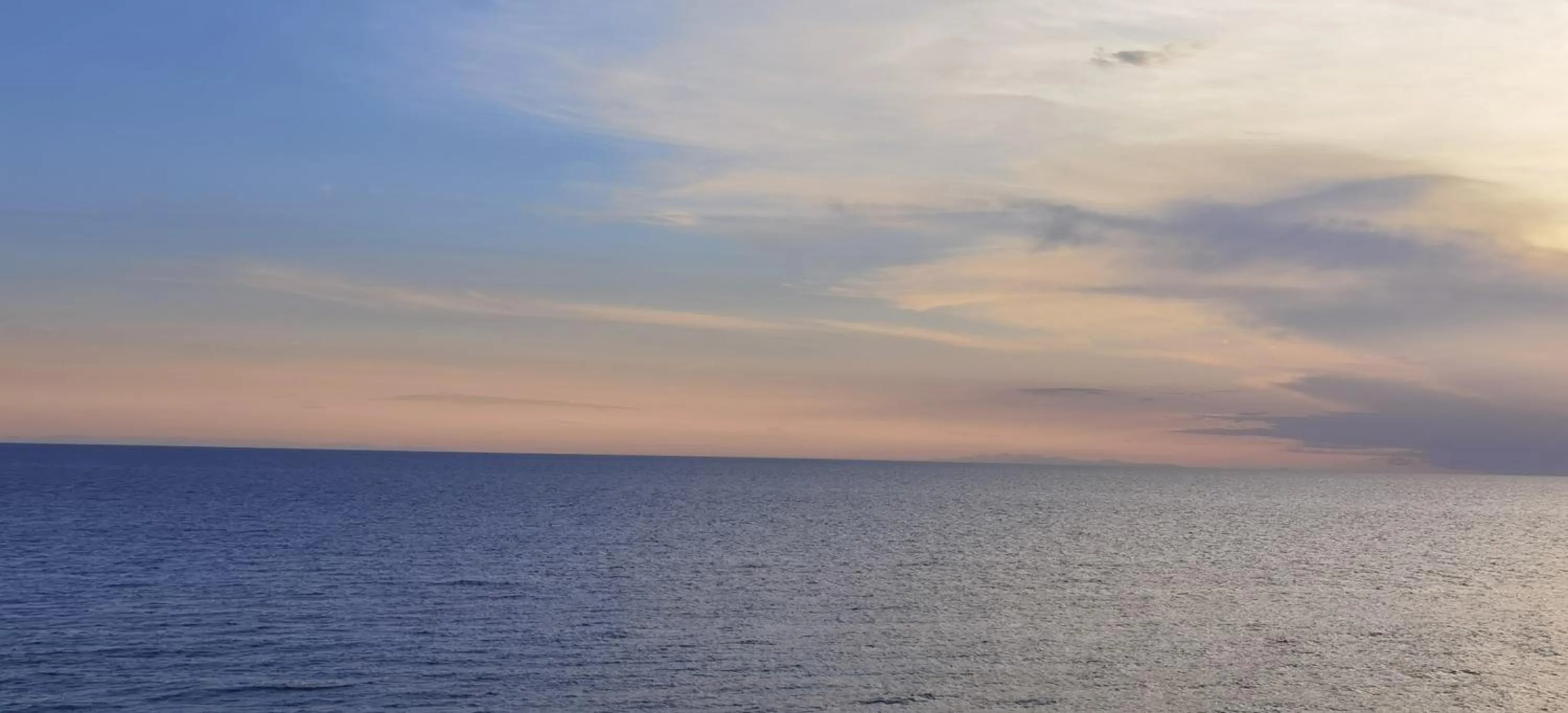 Natural landscape in Sunset Bay